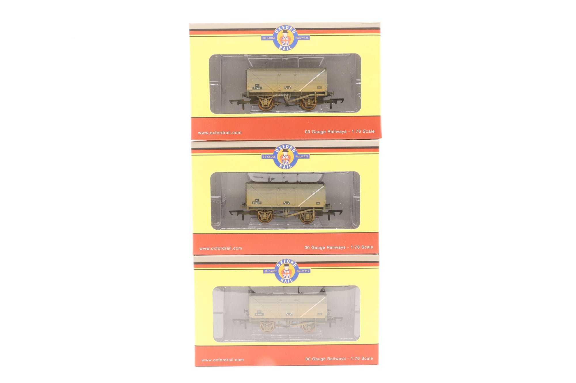 Oxford Rail OO OR76MW7016 Triple Pack of 7 Plank Wagons in BR Grey - Weathered