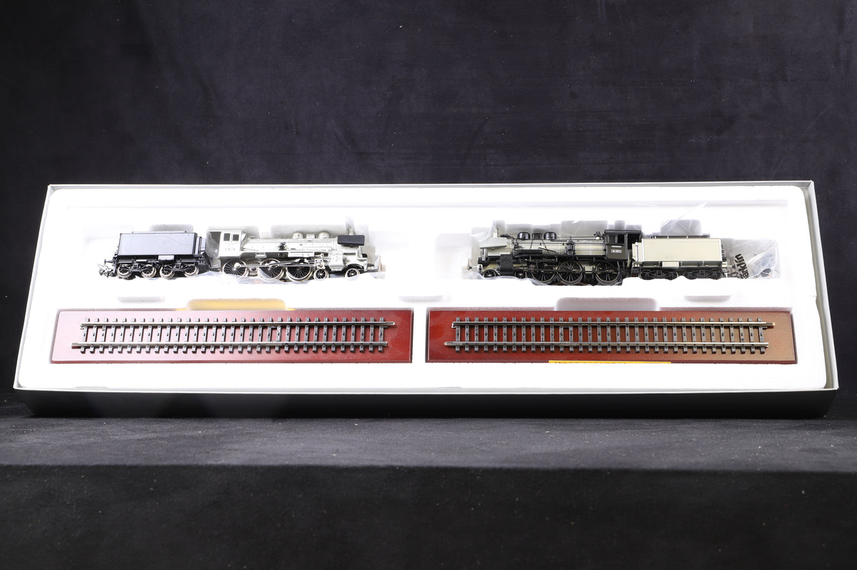 Marklin HO 00380 BR 38 382003 Pack Of 2 Steam Engines 3 Rail