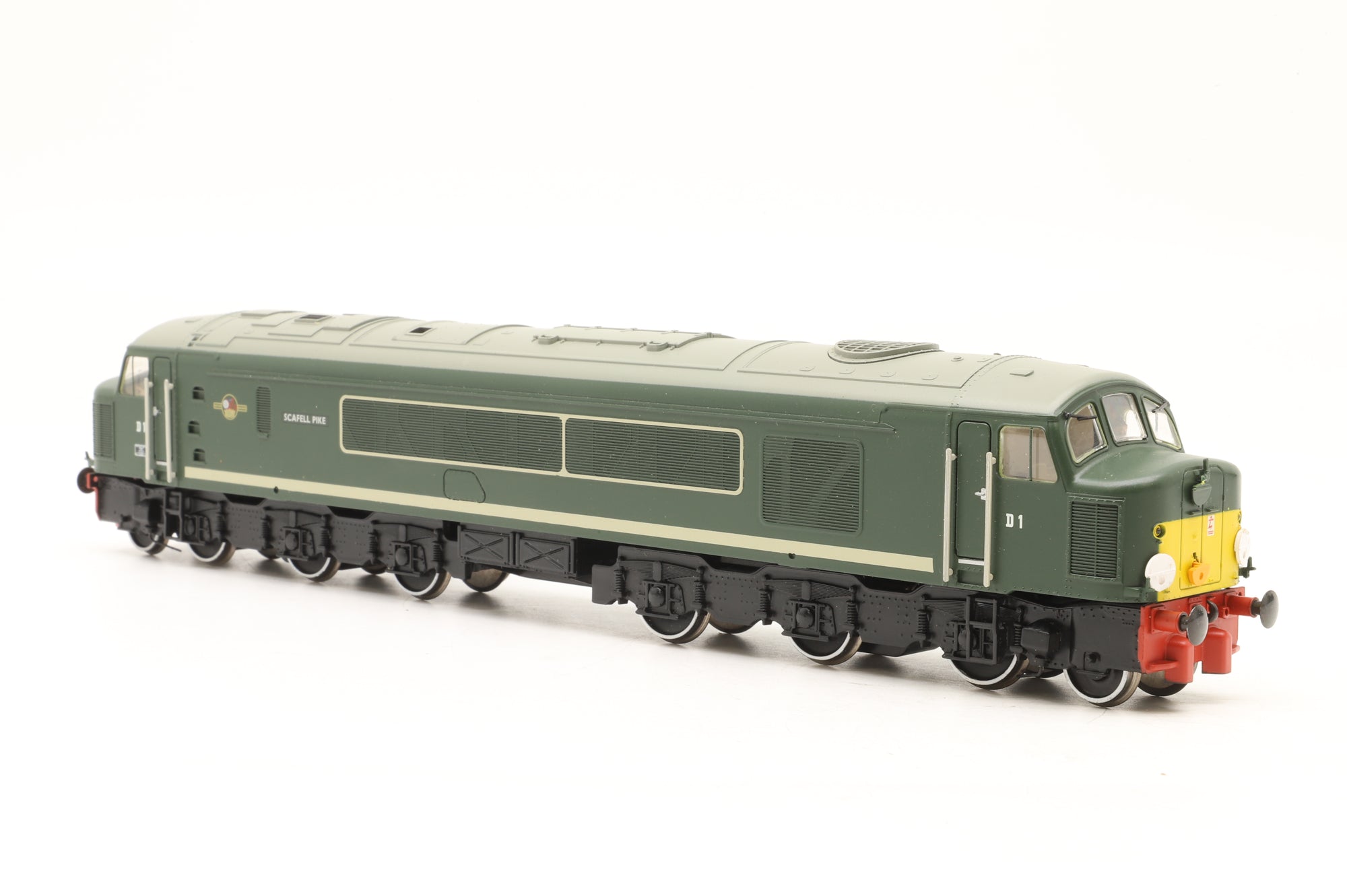 Bachmann OO 32-650 Class 44 D1 'Scafell Pike' in BR Green