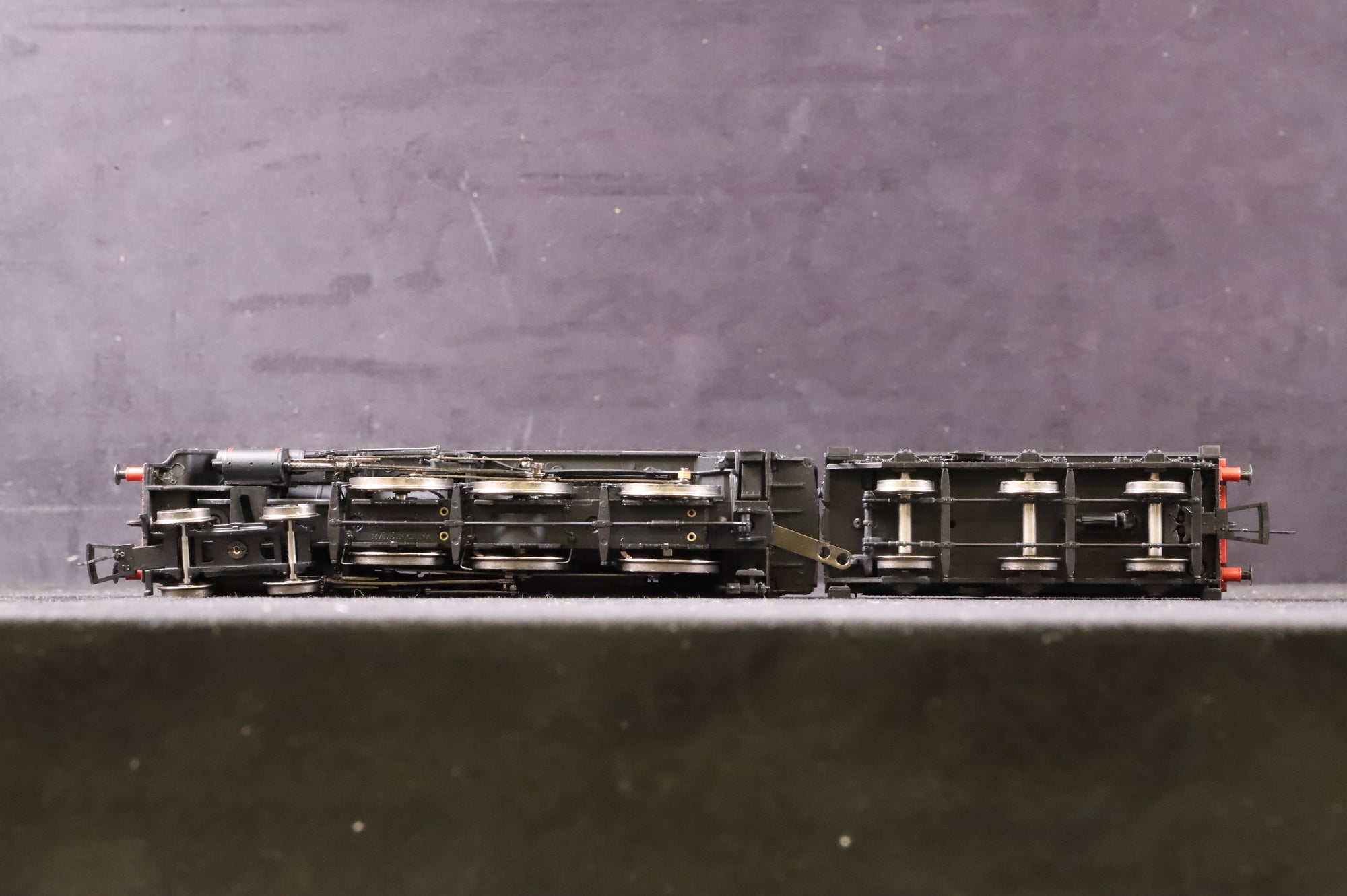 Bachmann OO 32-506 Standard Class 5MT '73110' BR Lined Black L/C