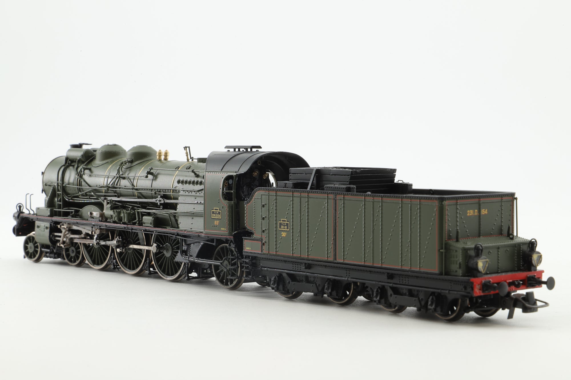 REE Models HO MD-134S Class 231 in Dijon Green - DCC Sound
