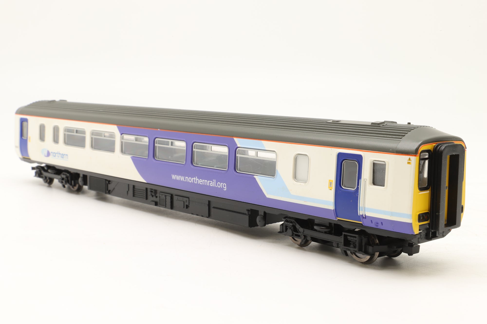 Hornby OO R2513 Class 156 '156425' Northwest Regional Railways