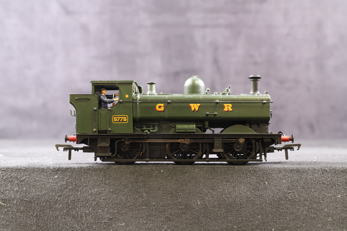 Bachmann OO 32-215 Class 57xx Pannier Tank &#39;5775&#39; GWR Green, DCC Fitted