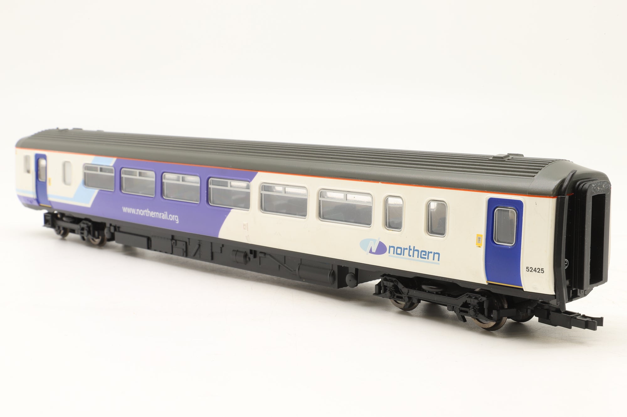 Hornby OO R2513 Class 156 '156425' Northwest Regional Railways