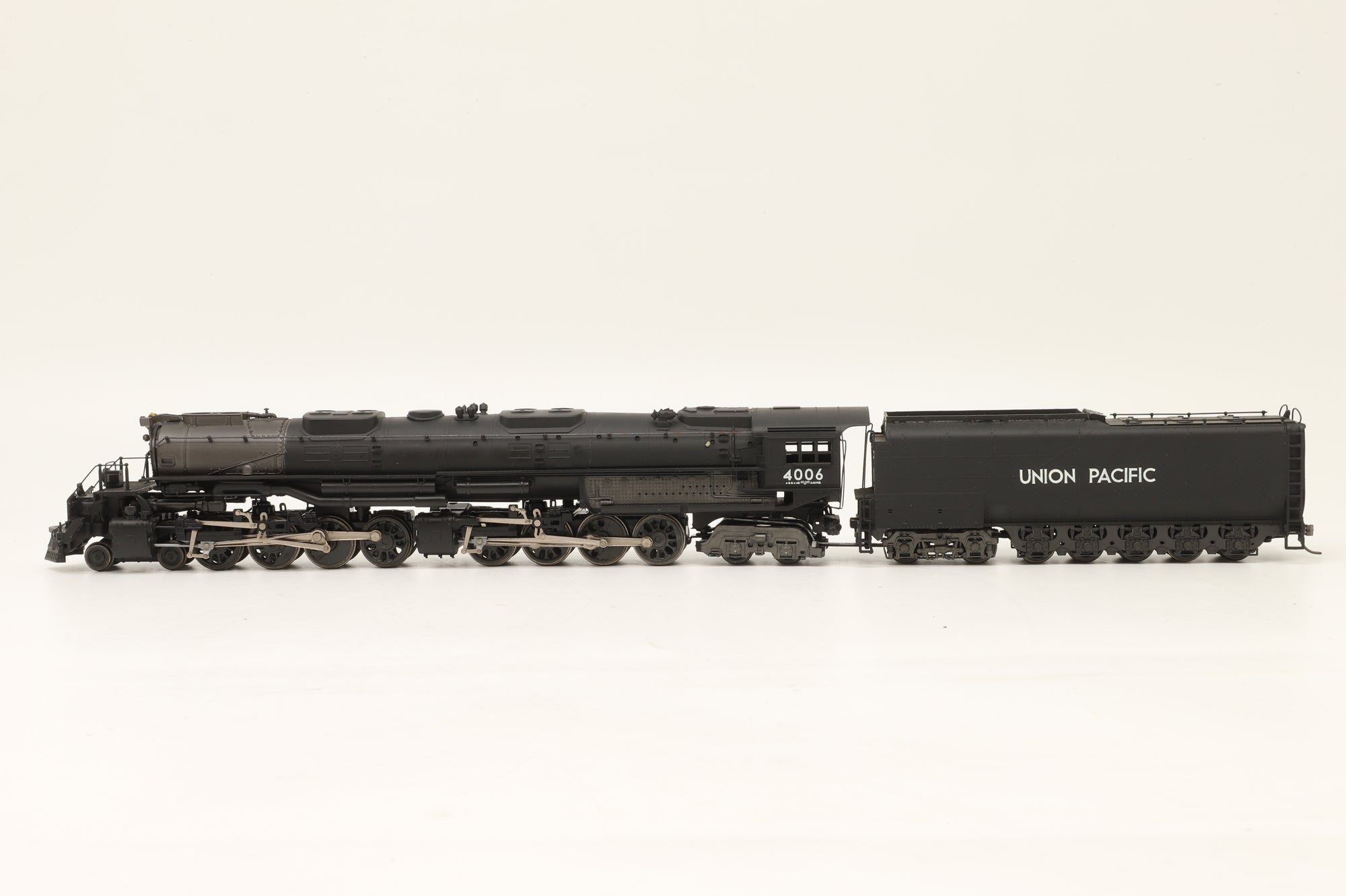 Rivarossi HO 1586 Union Pacific 4-8-8-4 Big Boy #4006