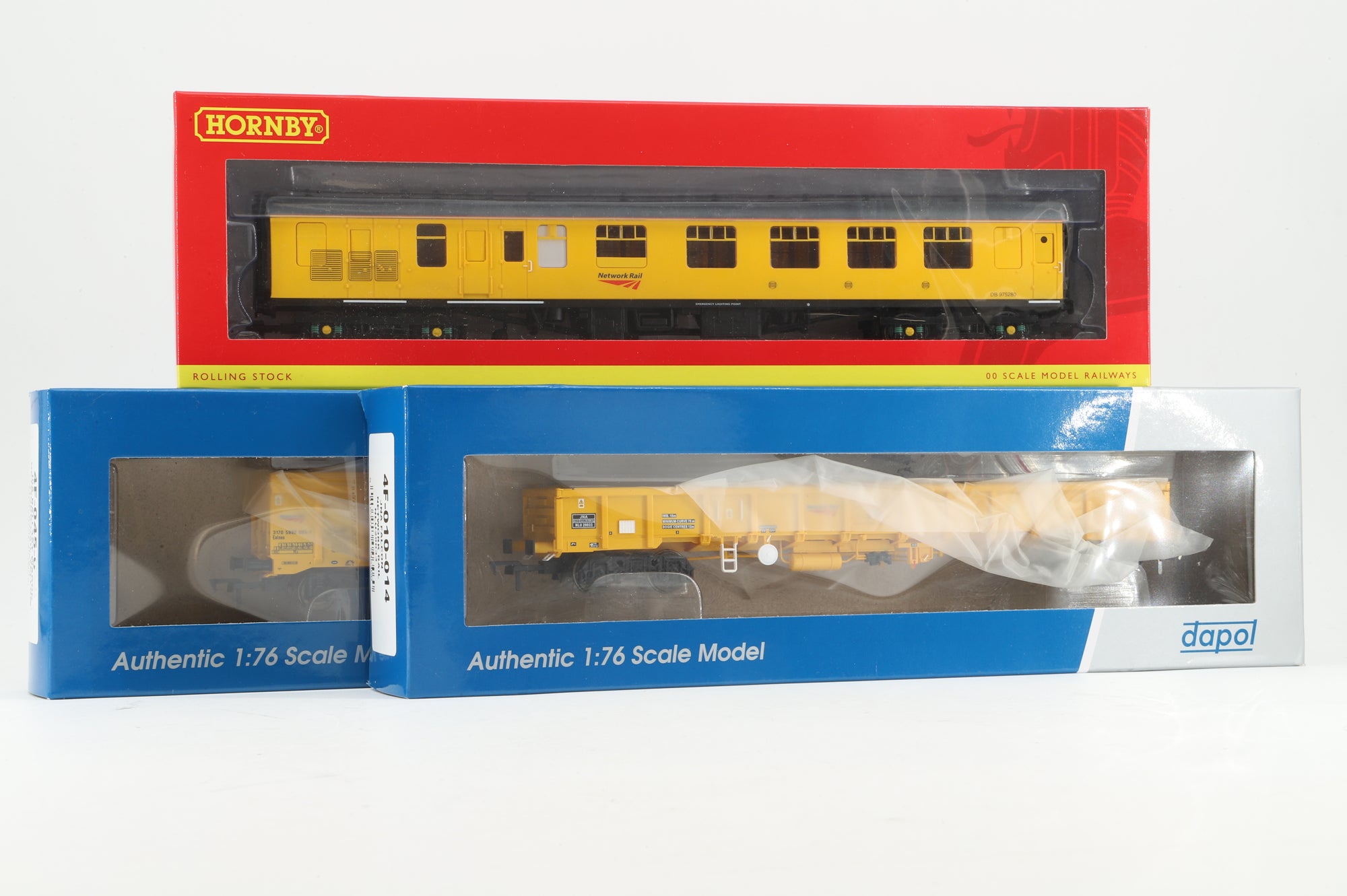 Hornby/Dapol OO Rake of 3 Assorted Network Rail Vehicles