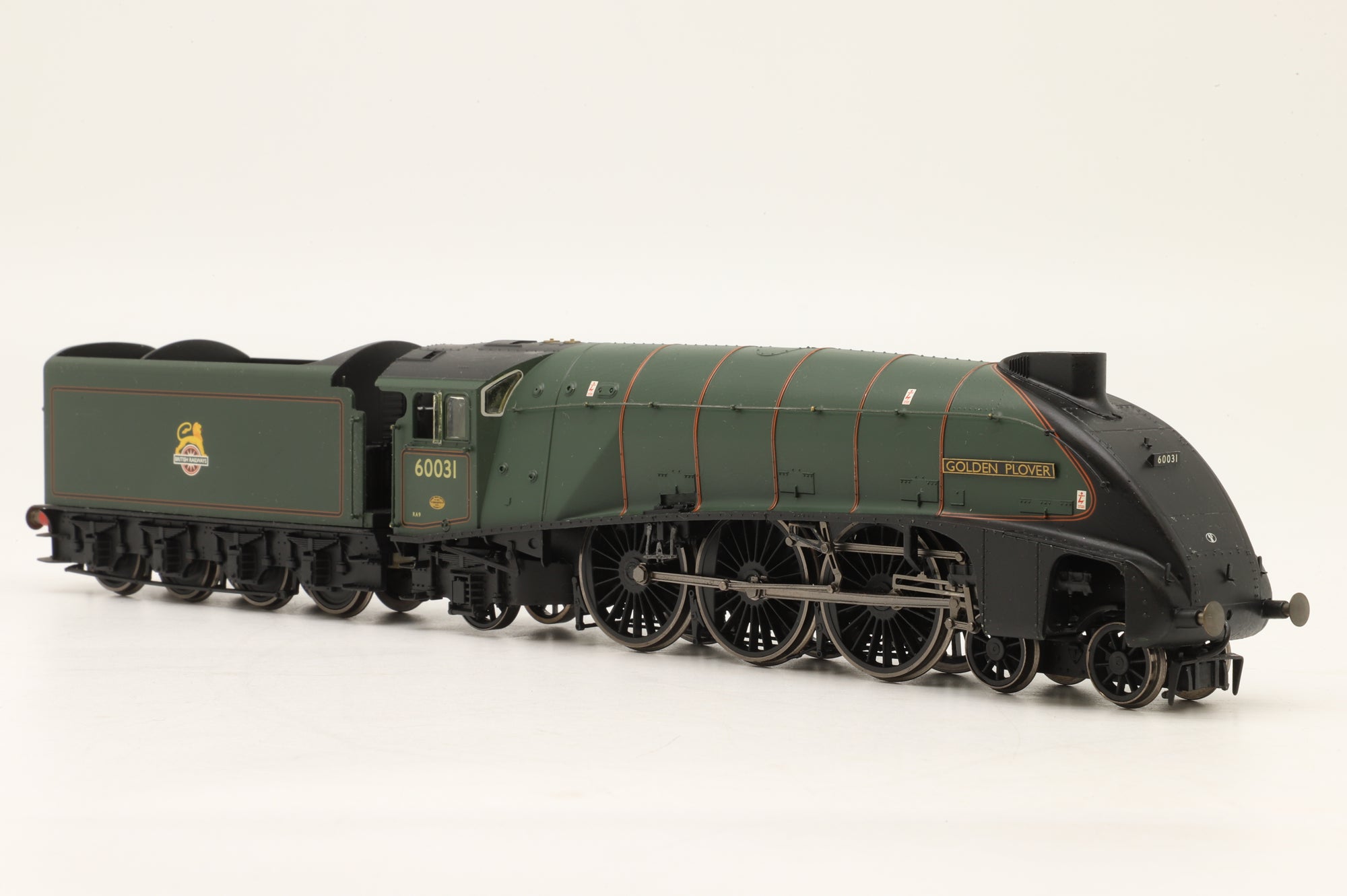 WORKSHOP Hornby OO A4 Class '60031' 'Golden Plover' BR Lined Green E/C Repainted