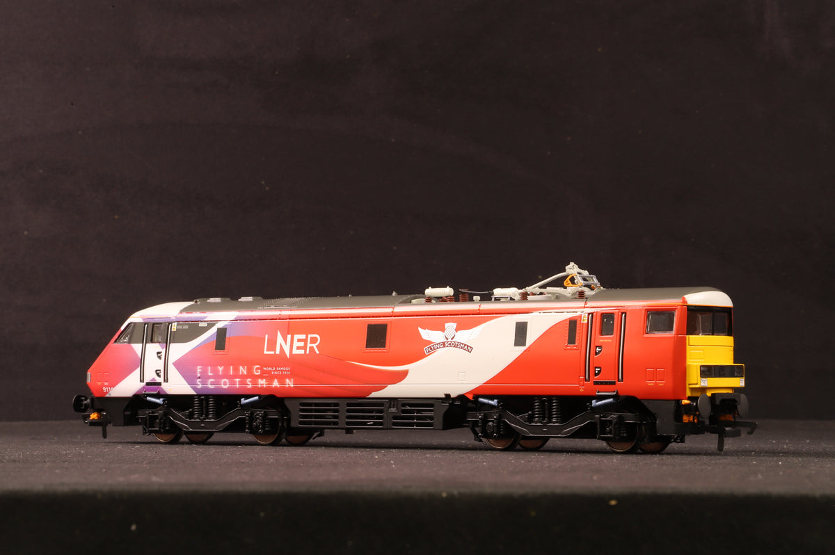 Hornby OO R30165 Class 91 91101 &#39;Flying Scotsman&#39; in LNER Scotsman Livery