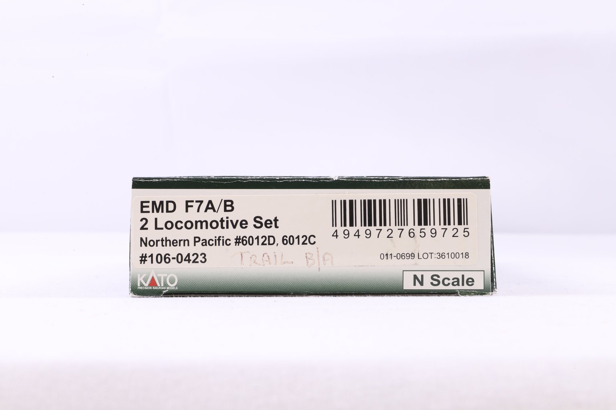 Kato N 106-0423 EMD F7A/B Set Northern Pacific '6012D' & '6012C'