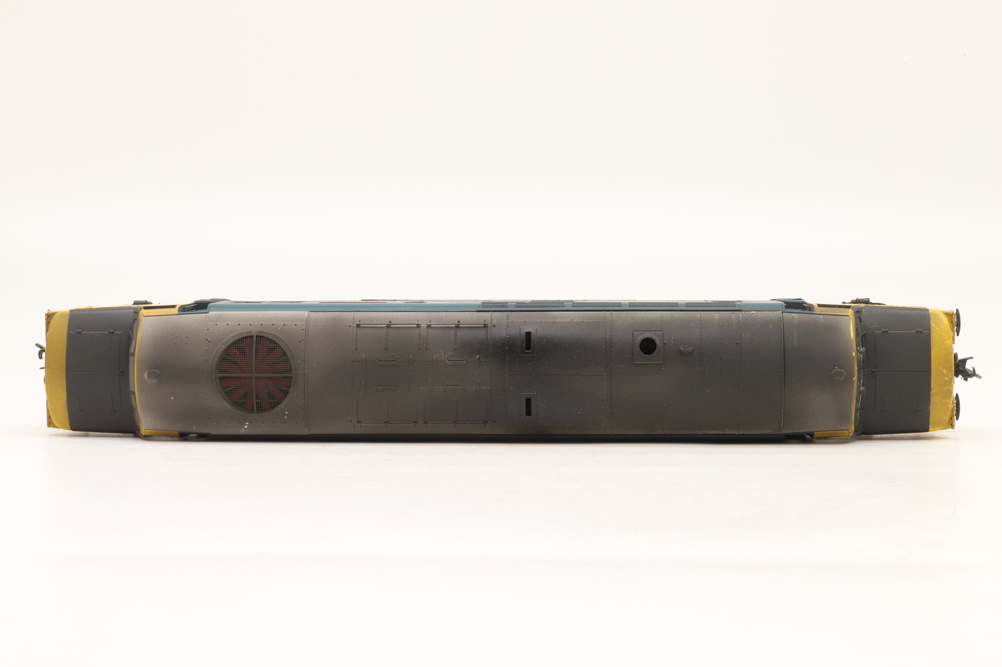 Accurscale OO ACC230637043 Class 37/0 37043 'Loch Lomond' in BR Large Logo Blue – DCC Sound