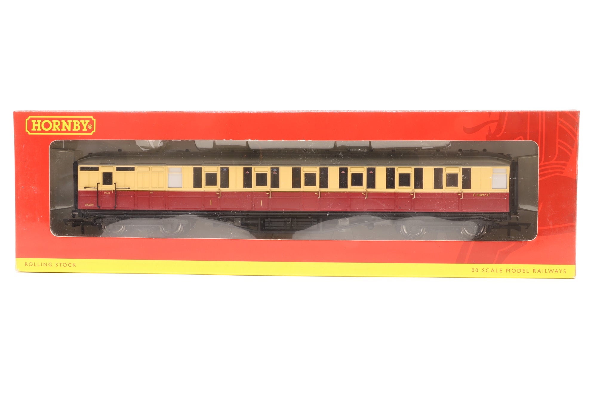 Hornby OO R4178, 79, 80, 81 & 82 Rake of 5 Gresley 61ft 6in Coaches Crimson & Cream