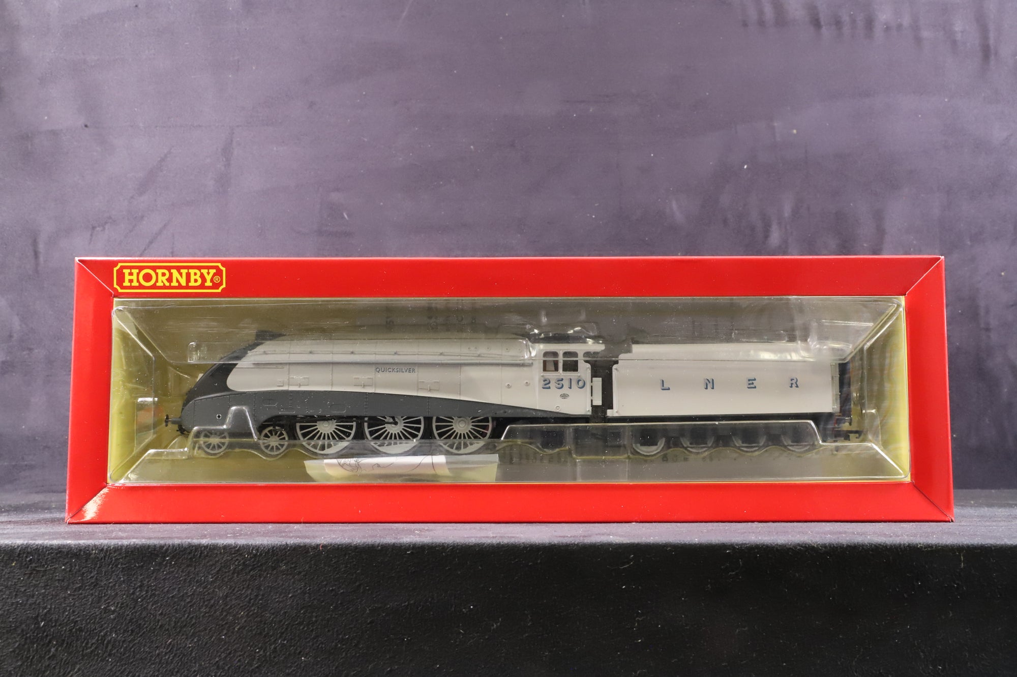Hornby OO R3337 The Silver Jubilee Collection (4pcs), 80th Anniversary Ltd Ed. 97/1000