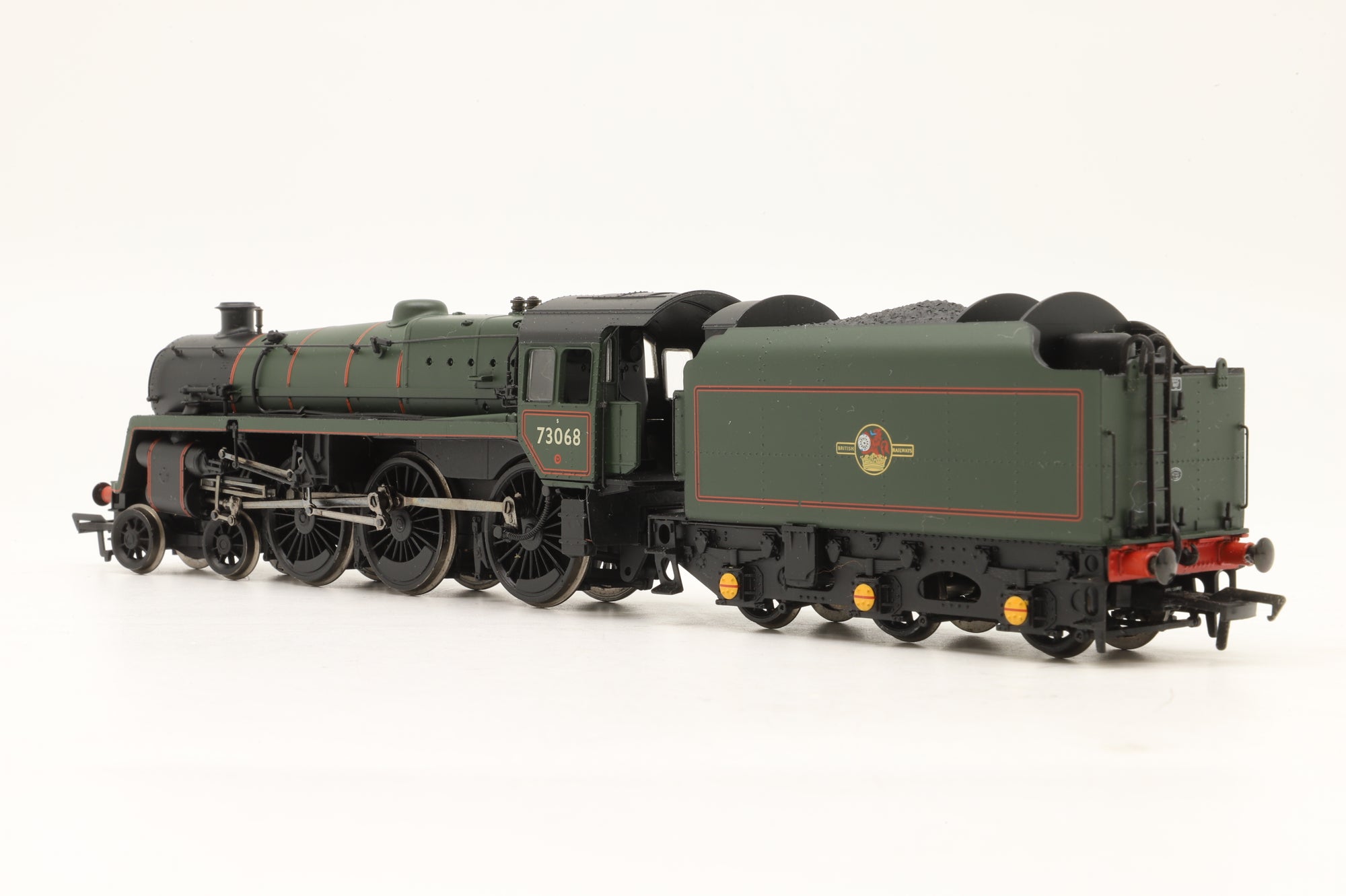 Bachmann OO 32-500 Standard Class 5MT '73068' BR Green L/C