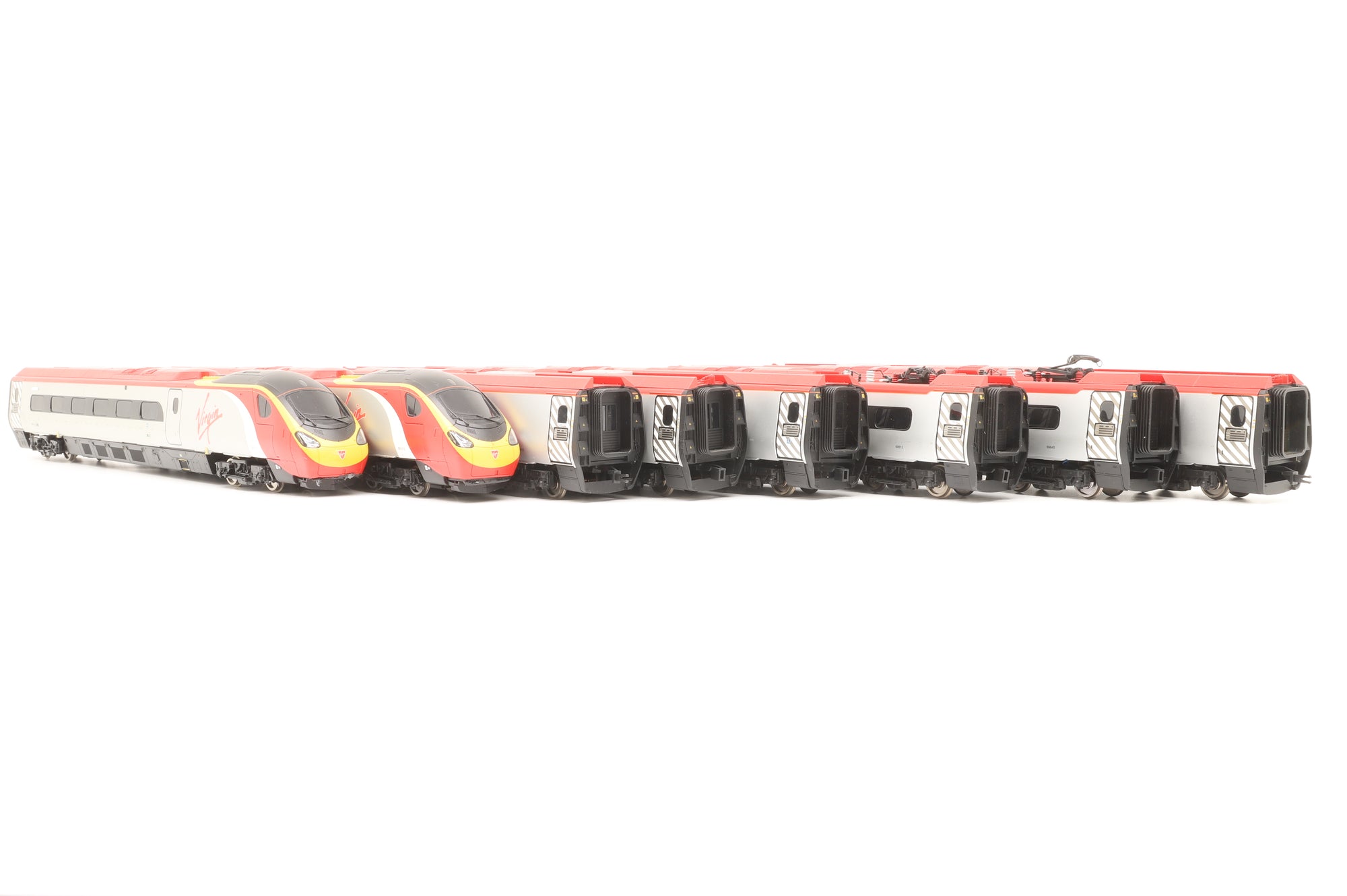 Hornby OO Pendolino 8 Car Set Virgin Trains,2 Power Cars, DCC Sound