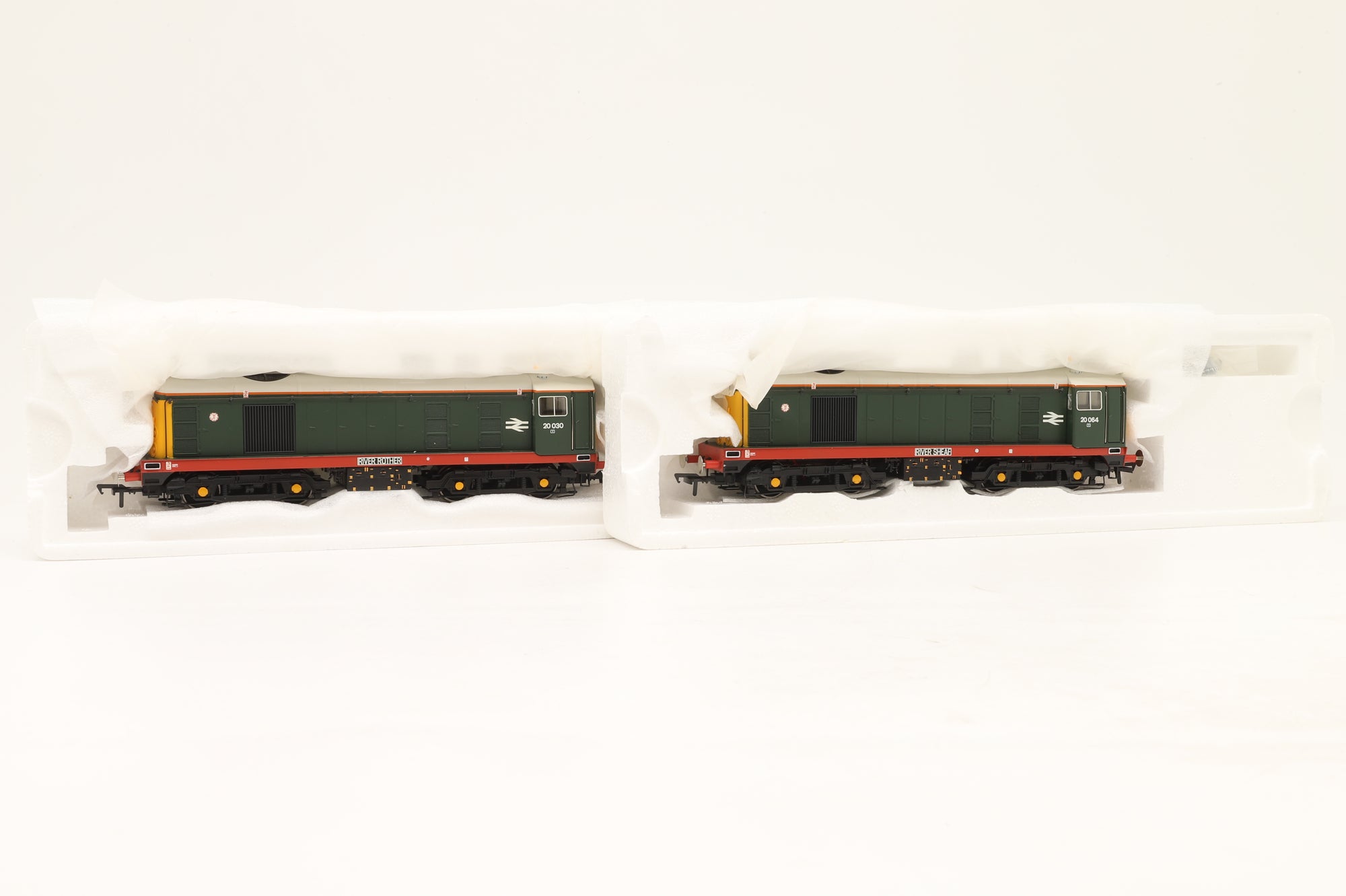 Bachmann OO 32-027Z 'Tinsley Class 20s' Twin Pack Incl. River Rother/River Sheaf