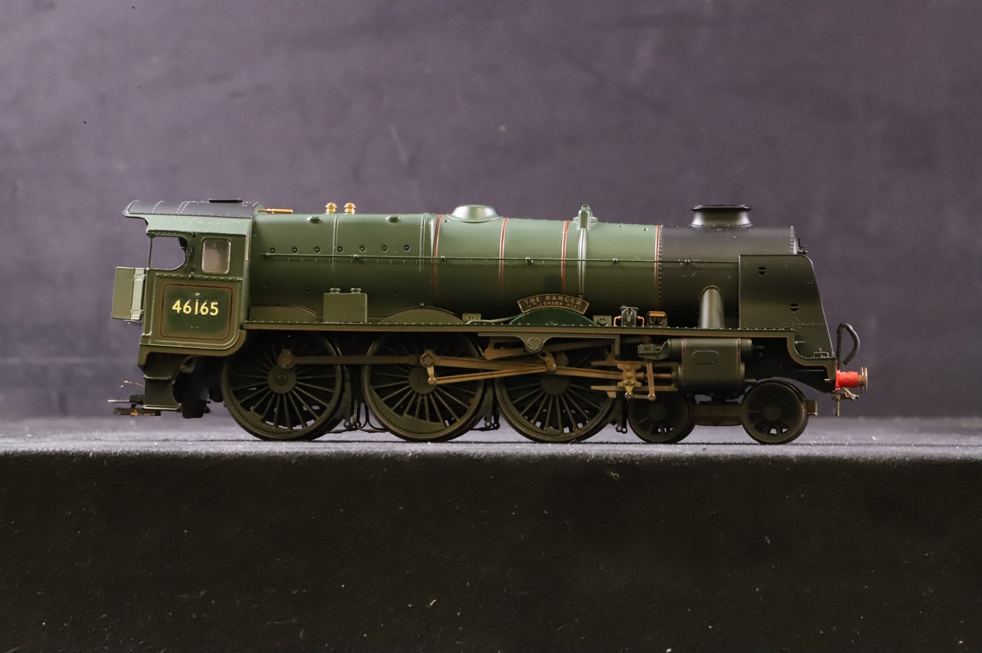 WORKSHOP Hornby OO R2629 Royal Scot Class 7P '46165' 'The Ranger' BR Green E/C Renumbered Non Runner