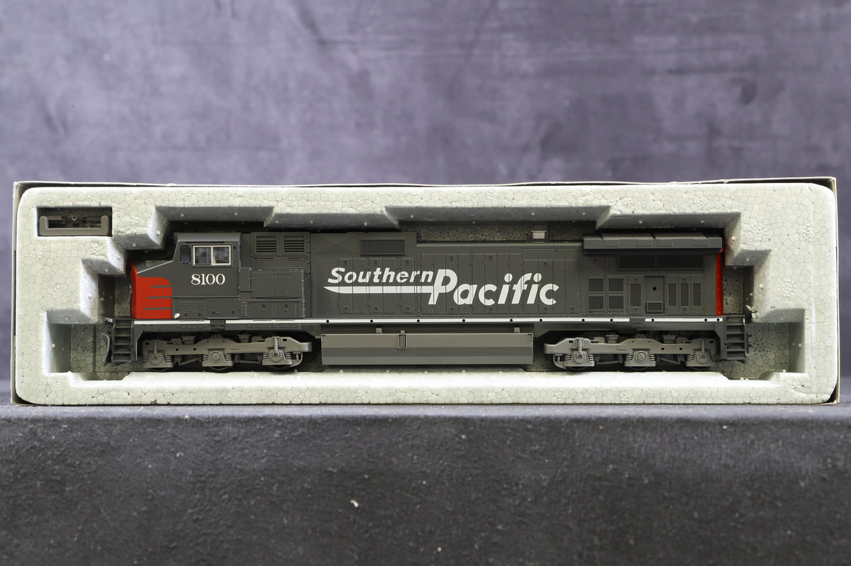 Kato HO 37-1205 GE C44-9W Diesel Loocomtive Southern Pacific &#39;8100&#39;