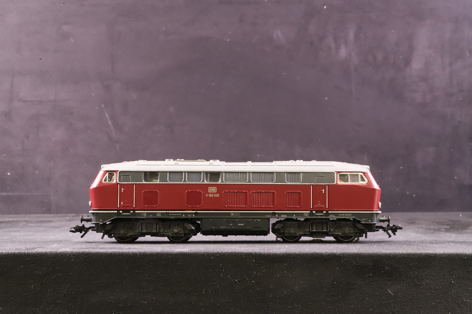 Marklin HO 33743 Class 216 'V 160 026' DB Diesel Locomotive
