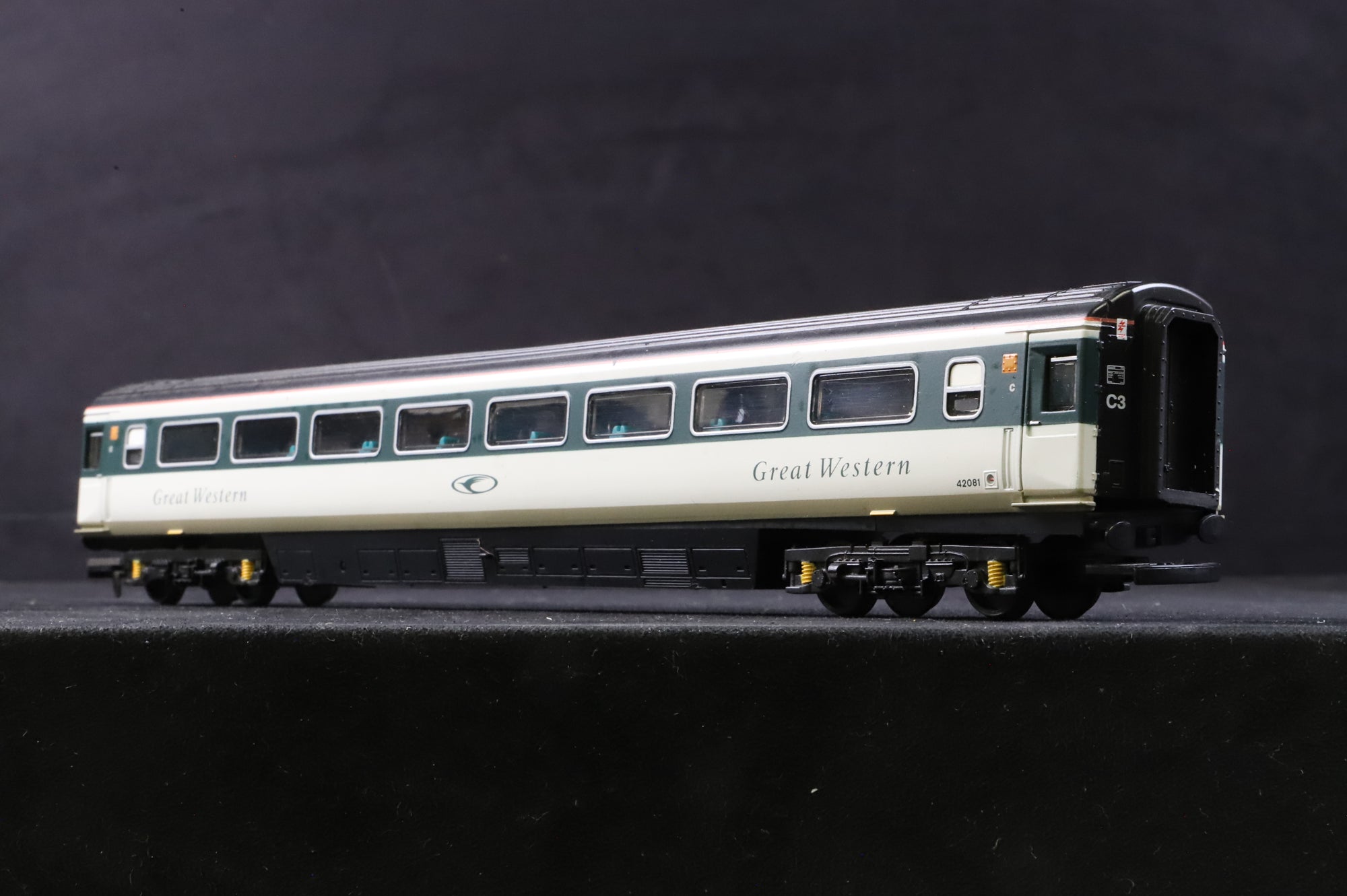 Hornby OO R2115 Great Western Trains 125 High Speed Train