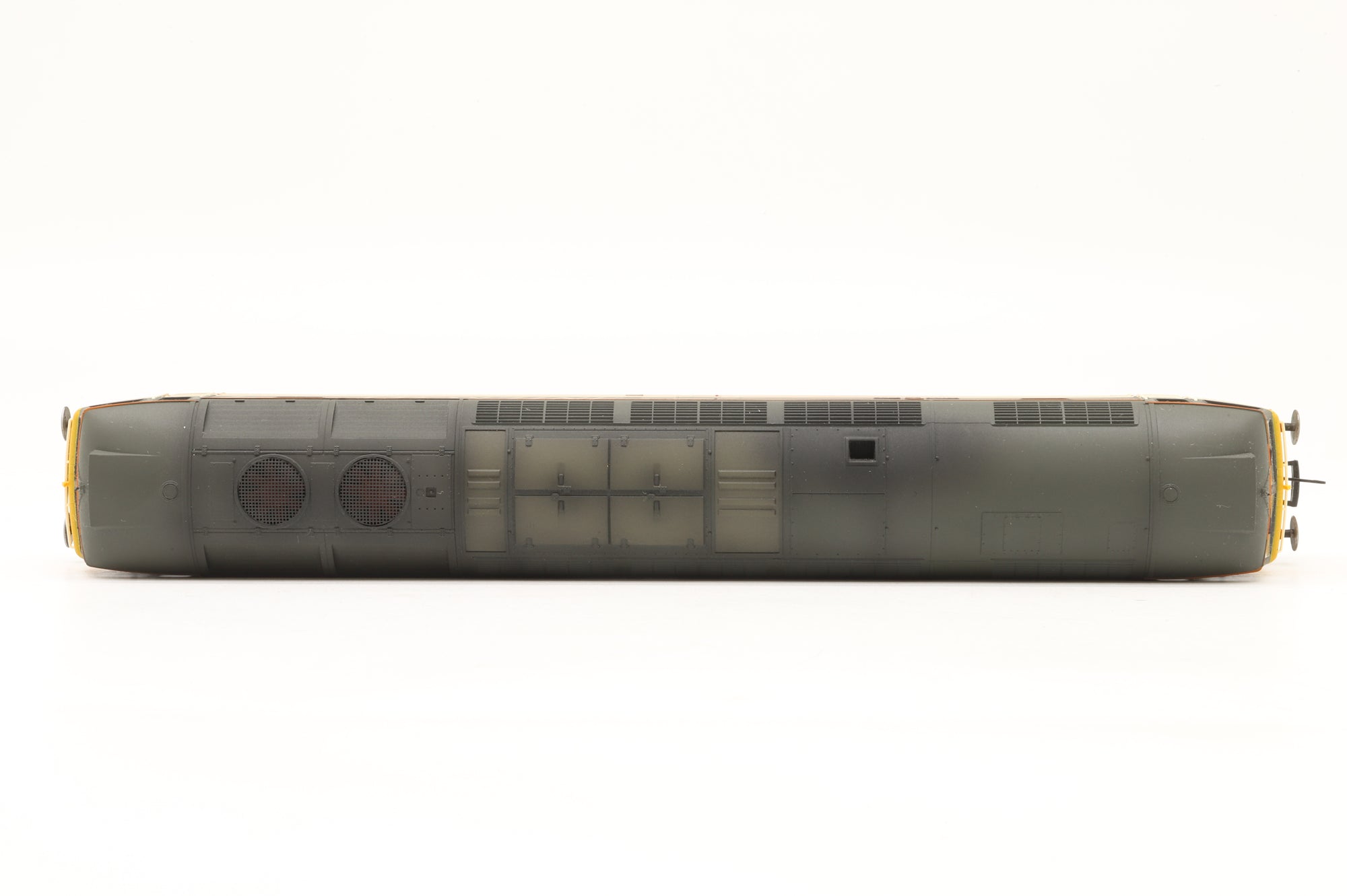 Bachmann OO 32-815 Class 47 Diesel '47834' 'Fire Fly' BR Intercity Swallow Weathered DCC Fitted