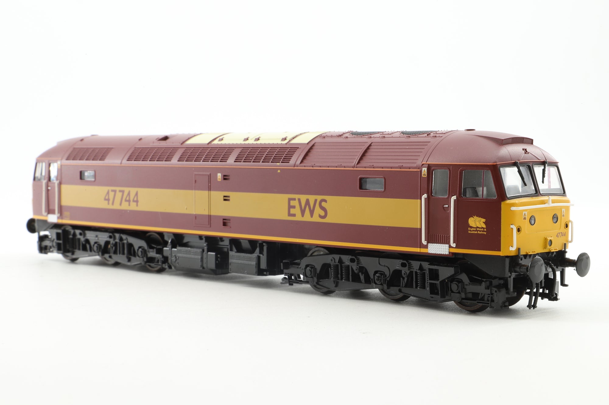 Heljan OO 4650 Class 47 '47733' EWS