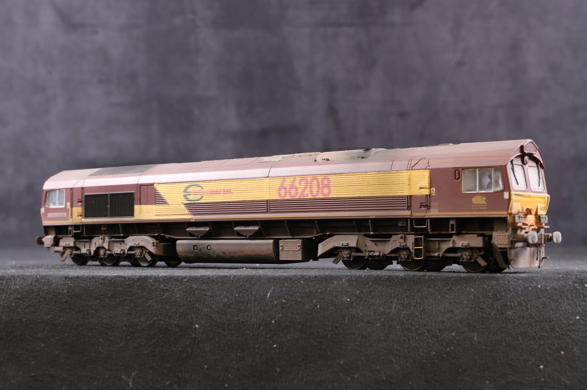 Bachmann OO 32-730 Class 66 &#39;66208&#39; Diesel Railway Heritage Committee EWS Weathered &amp; Renumbered