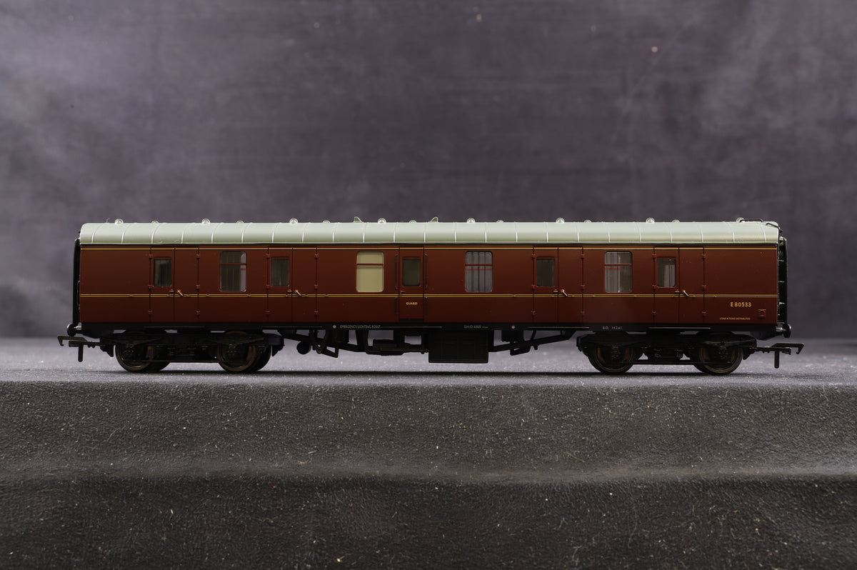 Bachmann OO Rake of 4 Mk1 BR Maroon Coaches