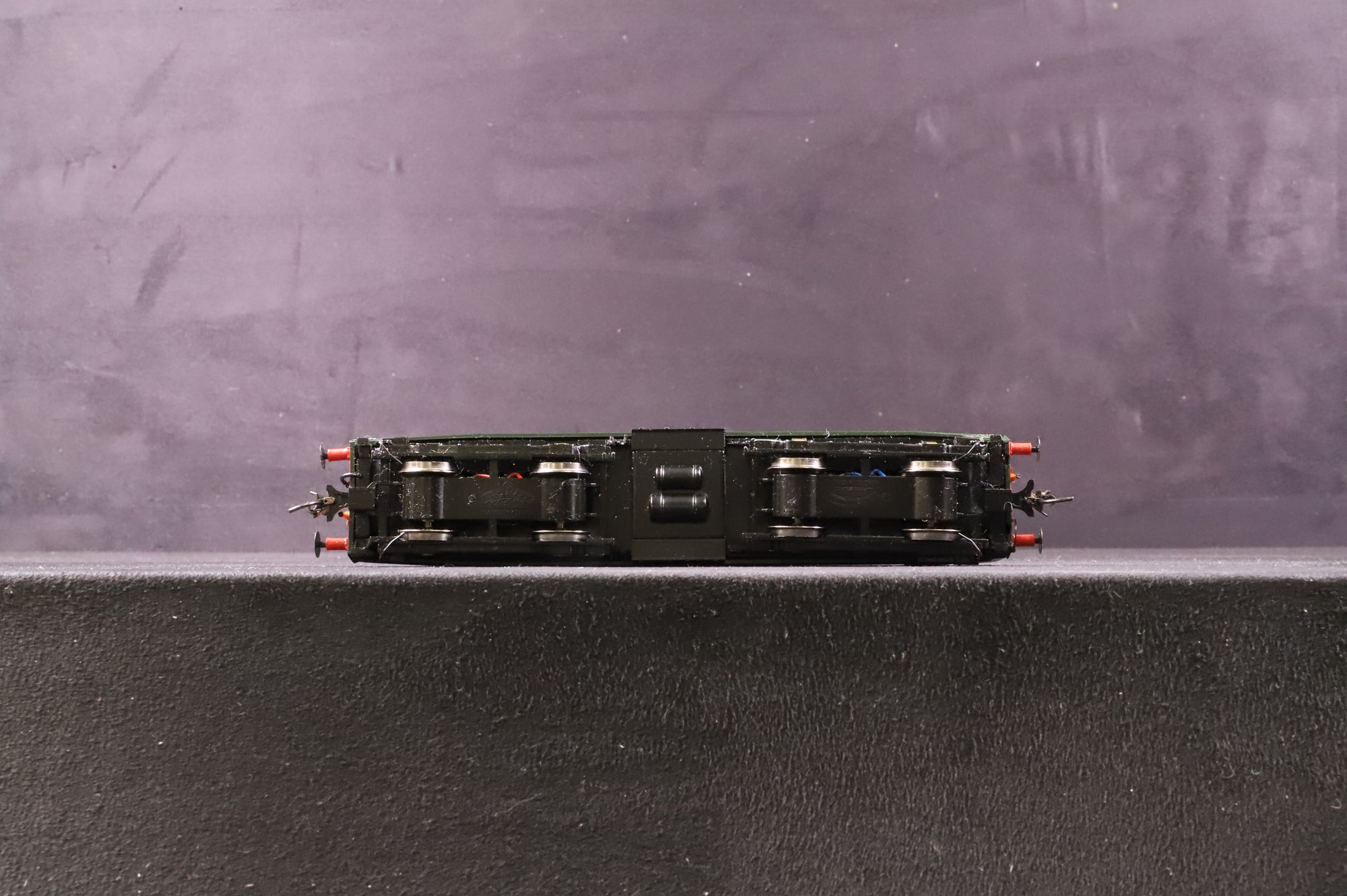 Bachmann OO 32-040DS Class 20 D8113 in BR Green - DCC Sound