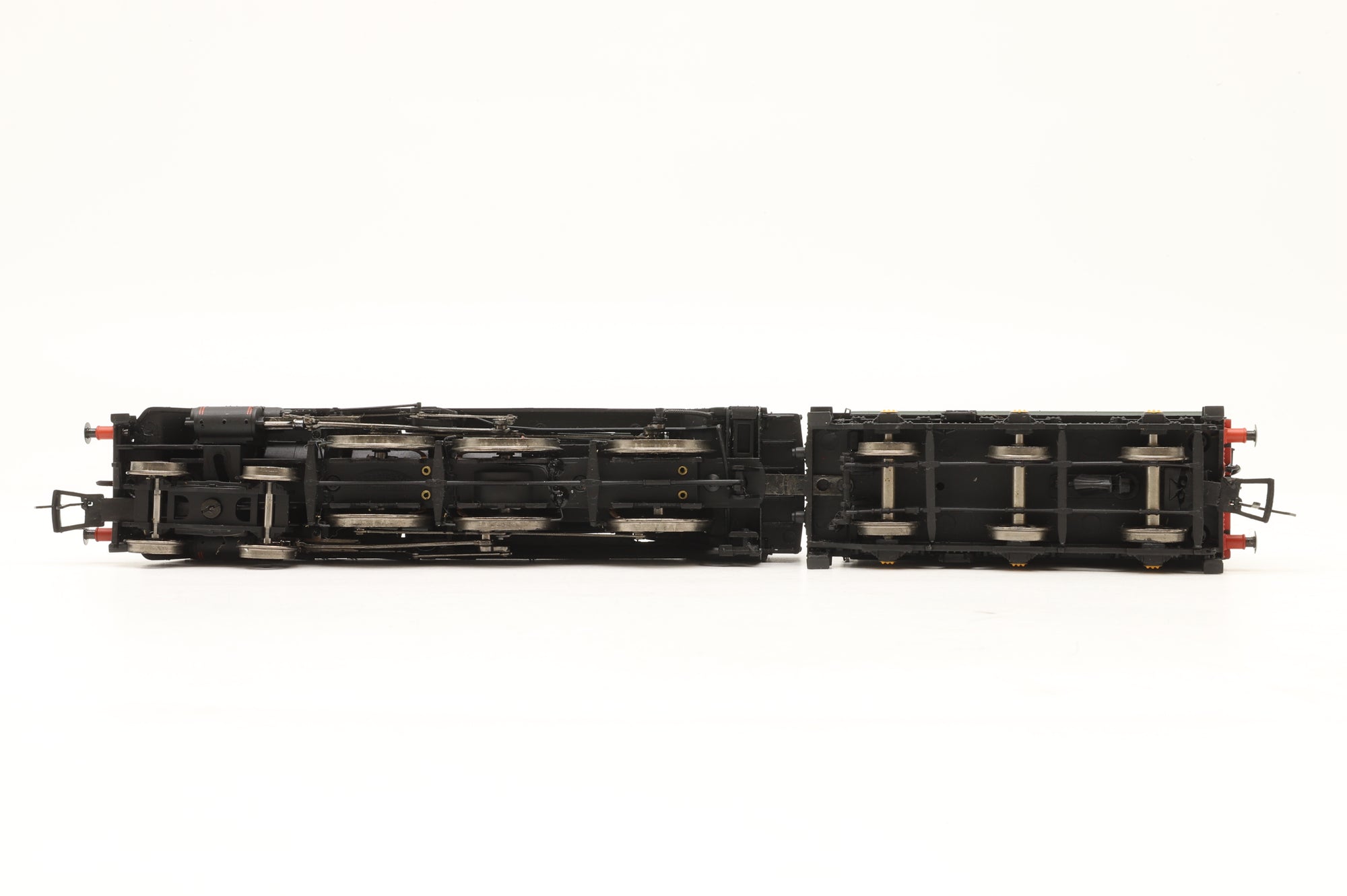 Bachmann OO 32-500 Standard Class 5MT '73068' BR Green L/C