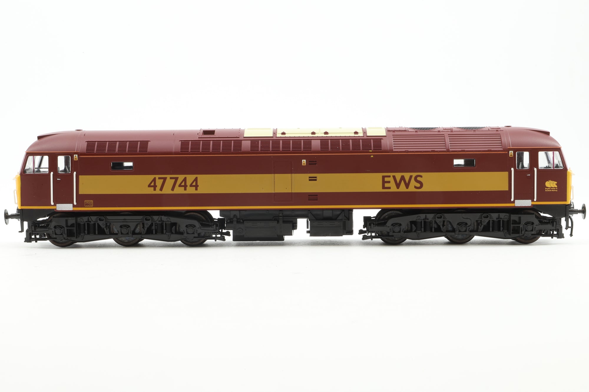 Heljan OO 4650 Class 47 '47733' EWS