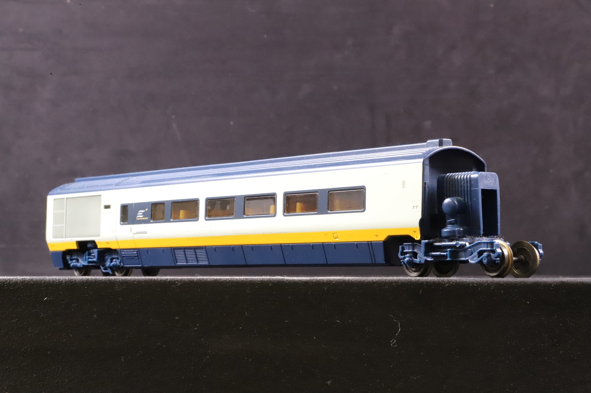 WORKSHOP Hornby OO R1013 Class 373 Eurostar 4 Car EMU