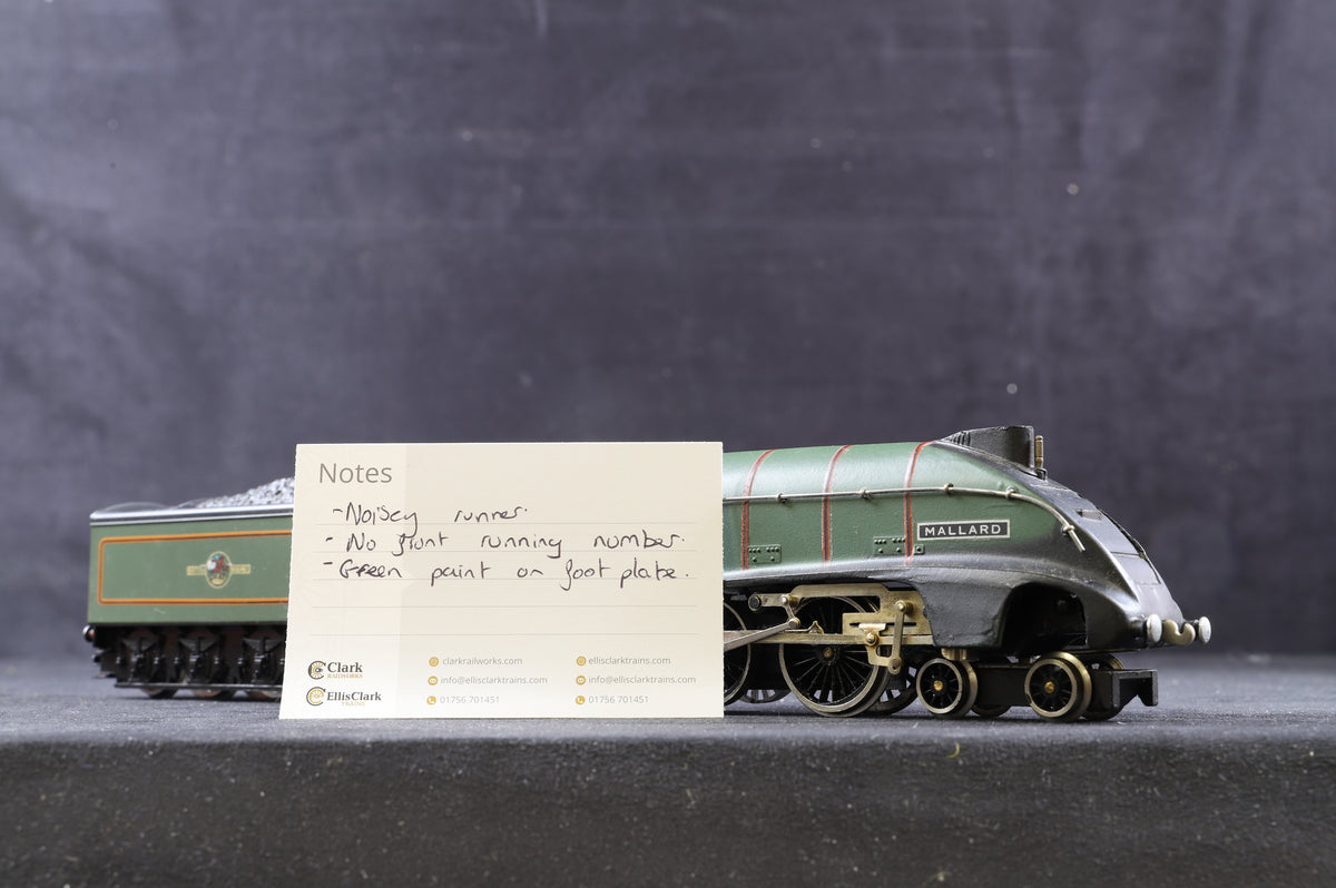 Wrenn OO W2211 Class A4 &#39;Mallard&#39; &#39;60022&#39; BR Lined Green L/C 2-Rail