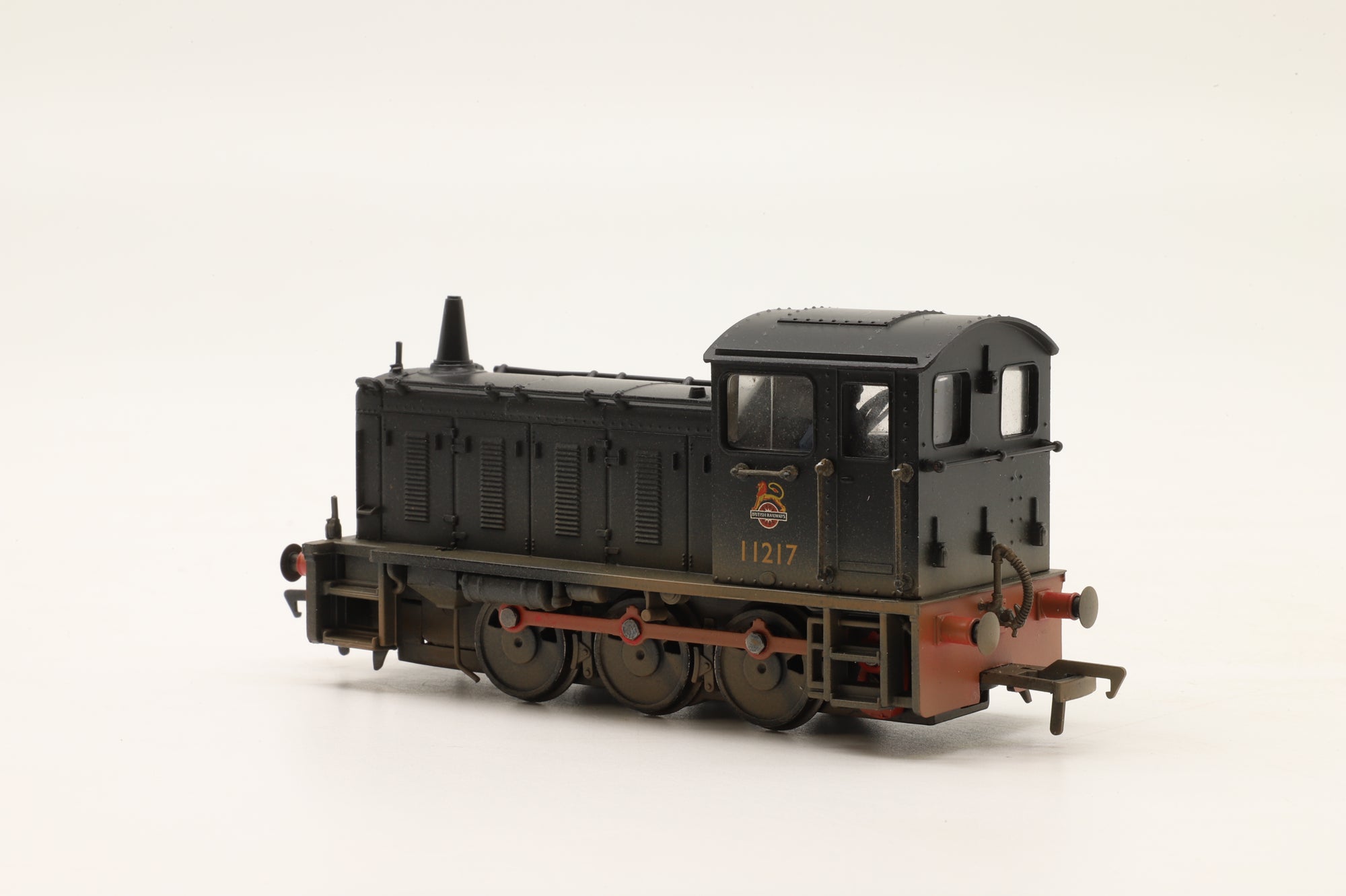 Bachmann OO 31-447 Class 04 Diesel Shunter '11217' BR Black E/C Weathered DCC Fitted