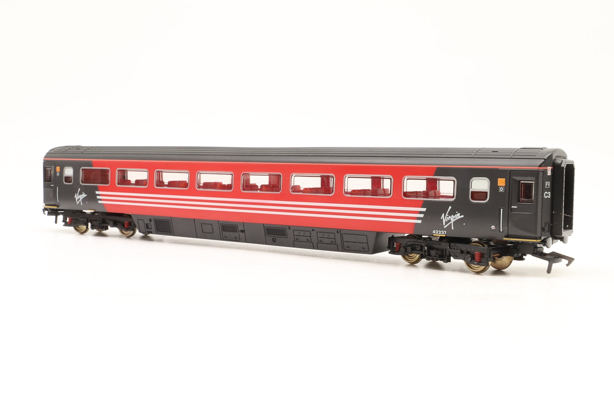 Hornby OO R2114 Virgin 125 High Speed Train DCC Fitted