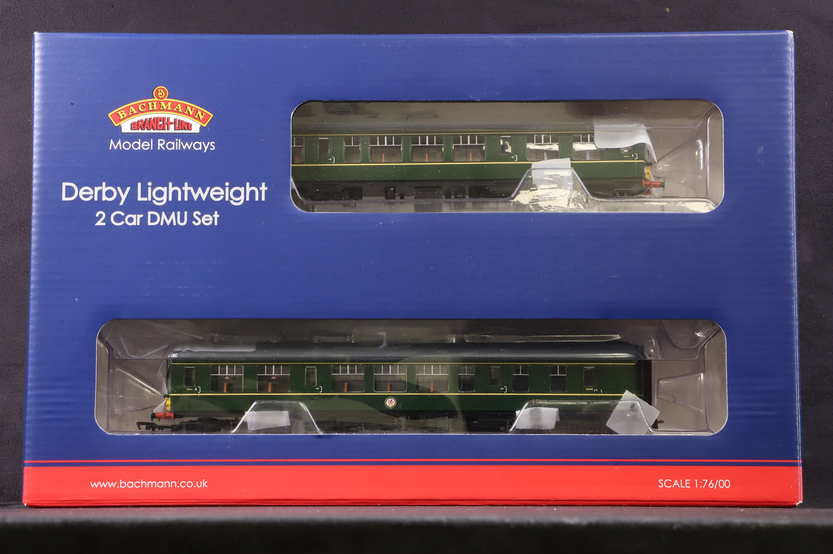 Bachmann OO 32-515 Derby Lightweight 2 Car DMU in BR Green w/ Yellow Warning Panels