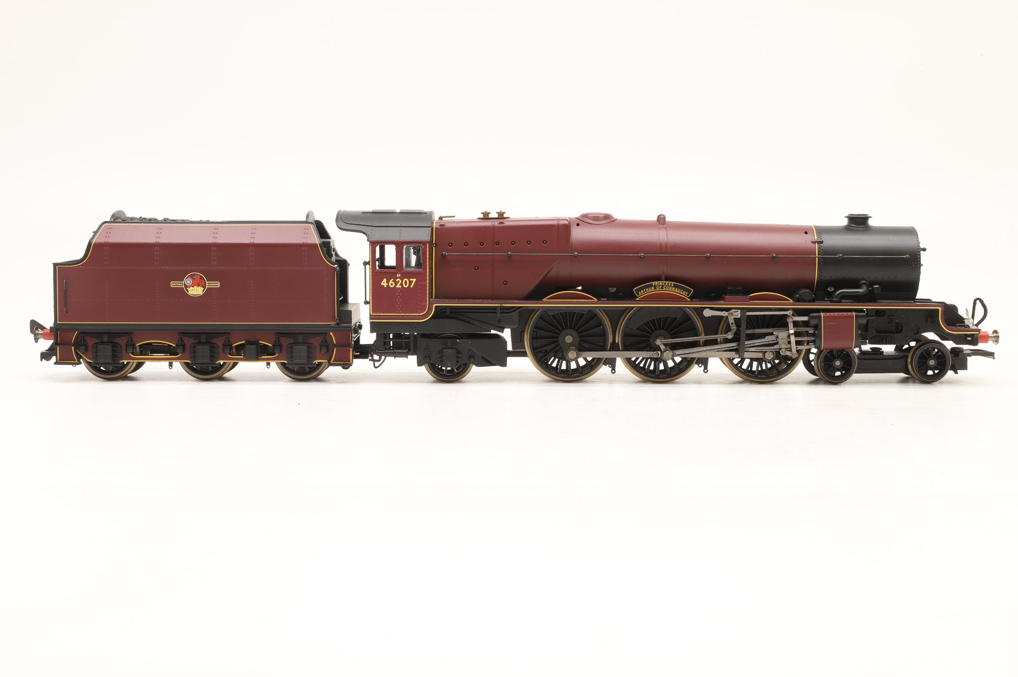 Hornby OO R2447 Princess Class '46207' 'Princess Arthur Of Connaught' BR Lined Maroon