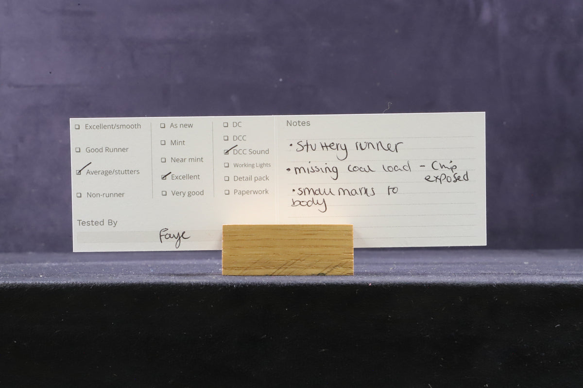 Graham Farish N Gauge 370-160 Castle Class 5080 &#39;Defiant&#39; in GWR Lined Green - DCC Sound