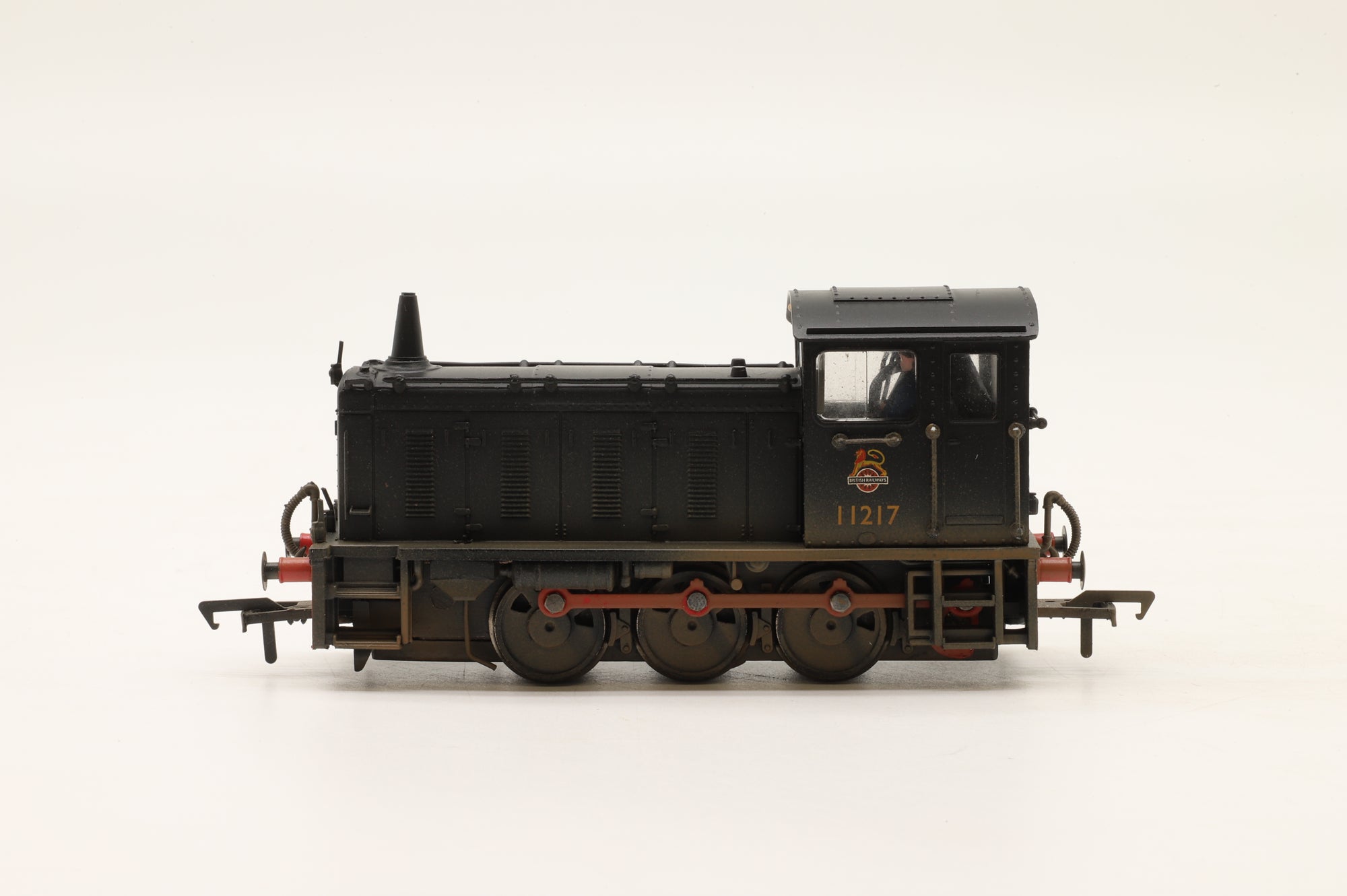 Bachmann OO 31-447 Class 04 Diesel Shunter '11217' BR Black E/C Weathered DCC Fitted