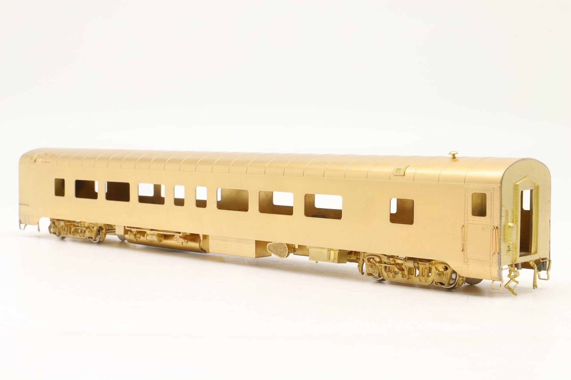 The Palace Car Company HO Brass Chesapeake & Ohio Chair Car 1610/68 Smooth Side Unpainted