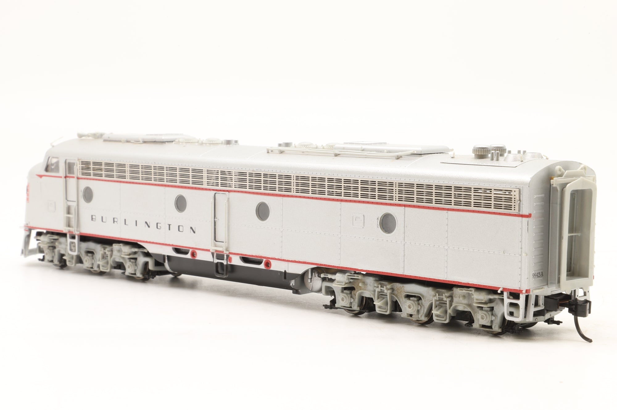 Proto 2000 Series HO 8045 E8/9 Diesel Locomotive CB&Q '9942A'