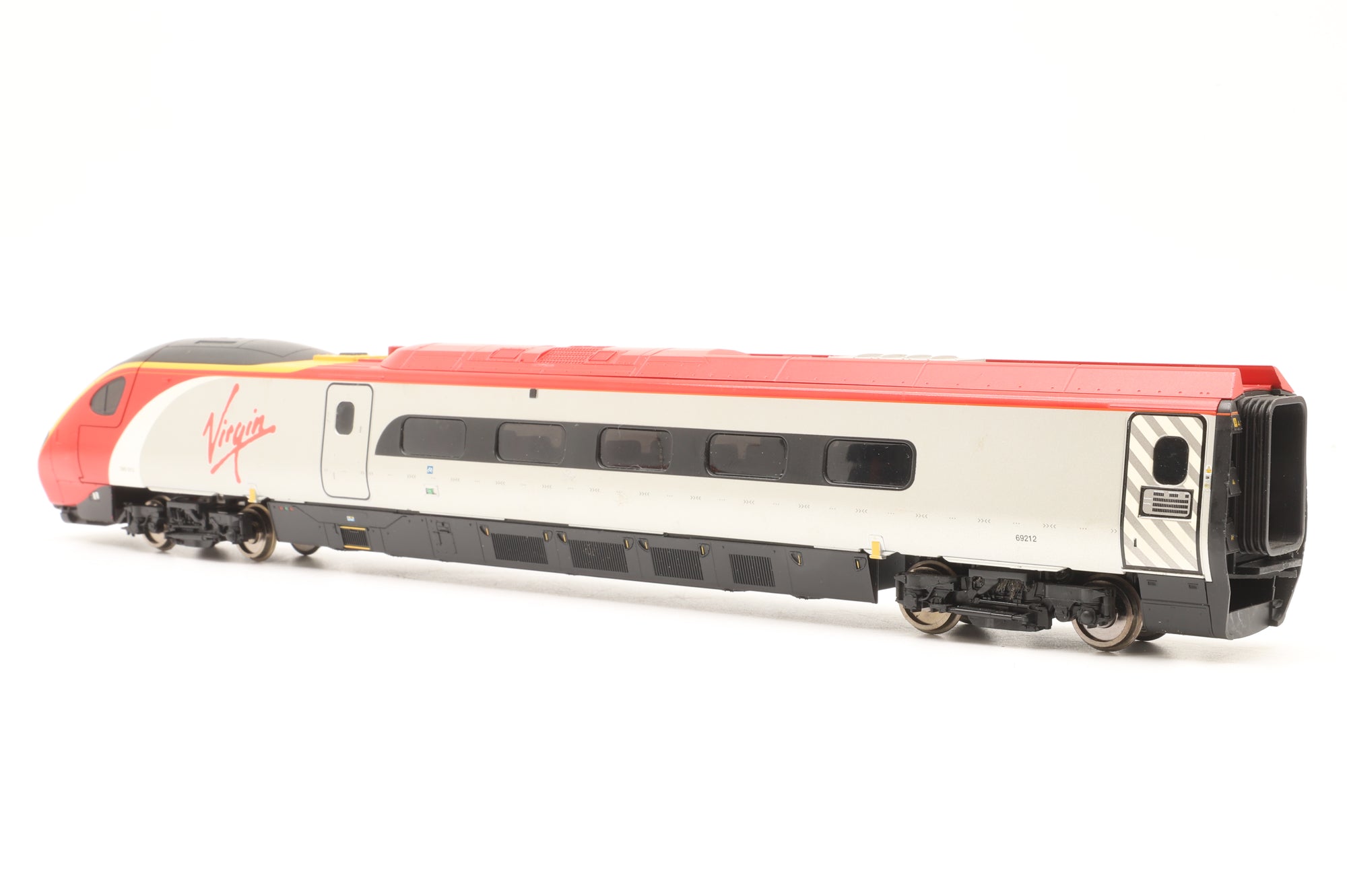 Hornby OO Pendolino 8 Car Set Virgin Trains,2 Power Cars, DCC Sound