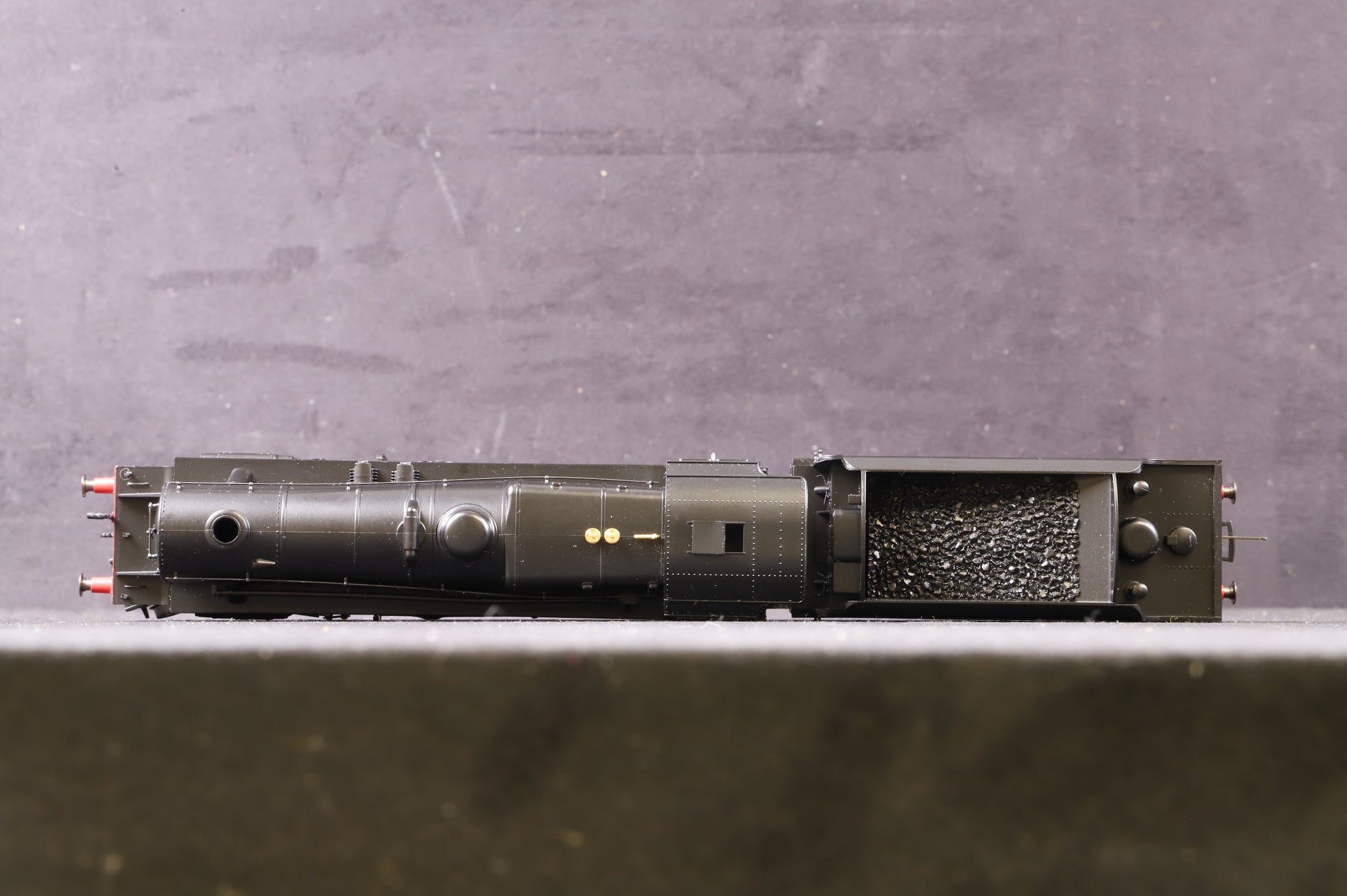 Hornby OO R2227 Class 06 7675 in Wartime 'NE' Black