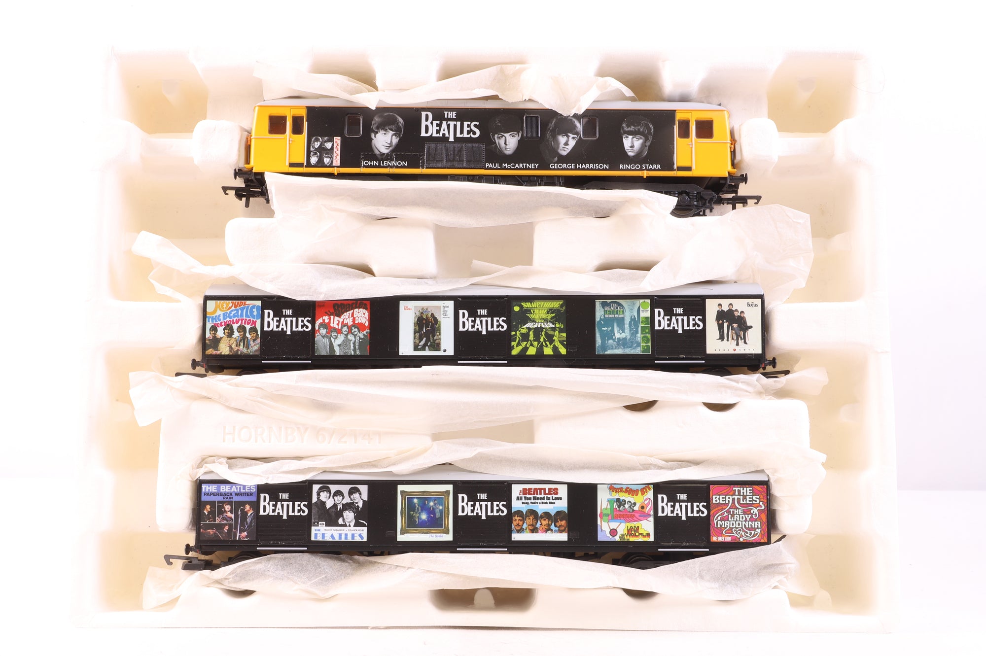 Hornby OO R3954 The Beatles 'Singles From Liverpool' Train Pack Ltd Ed 709/1000