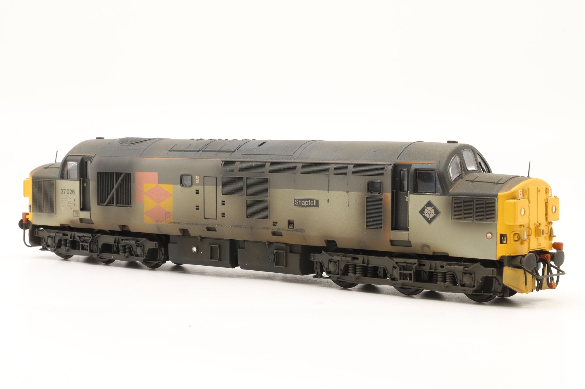 Bachmann OO 32-779 Class 37 '37026' Renumbered & Reliveried Weathered DCC Sound