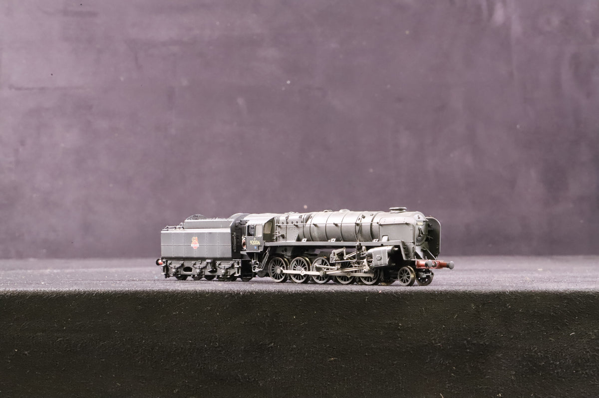 Dapol 2S-013-005 Class 9F 92006 in BR Black w/ Early Emblems &amp; BR1G Tender - Weathered