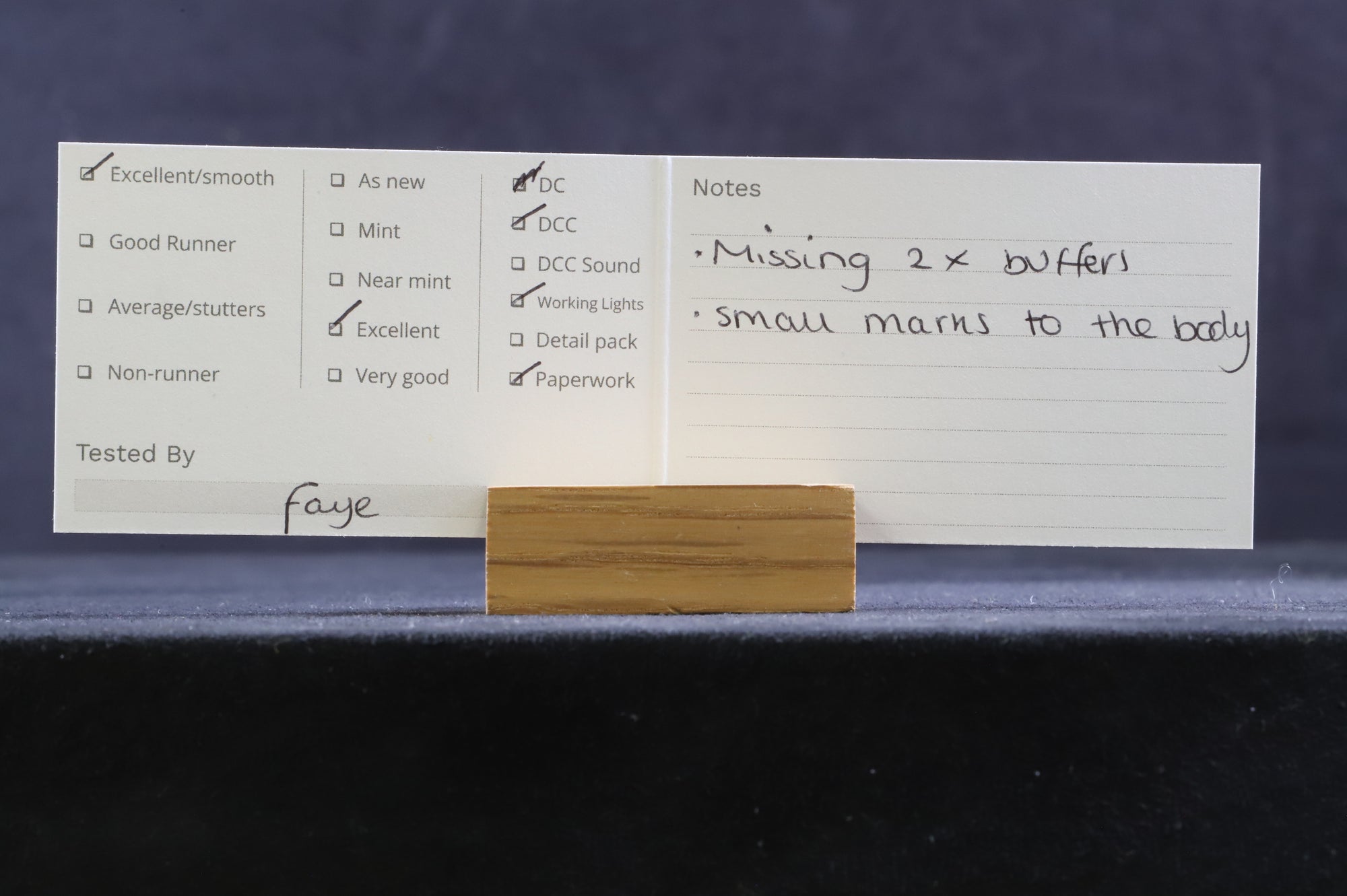 Arnold N Gauge HN2278 RENFE Diesel Railcar 5047 in ÖBB Livery