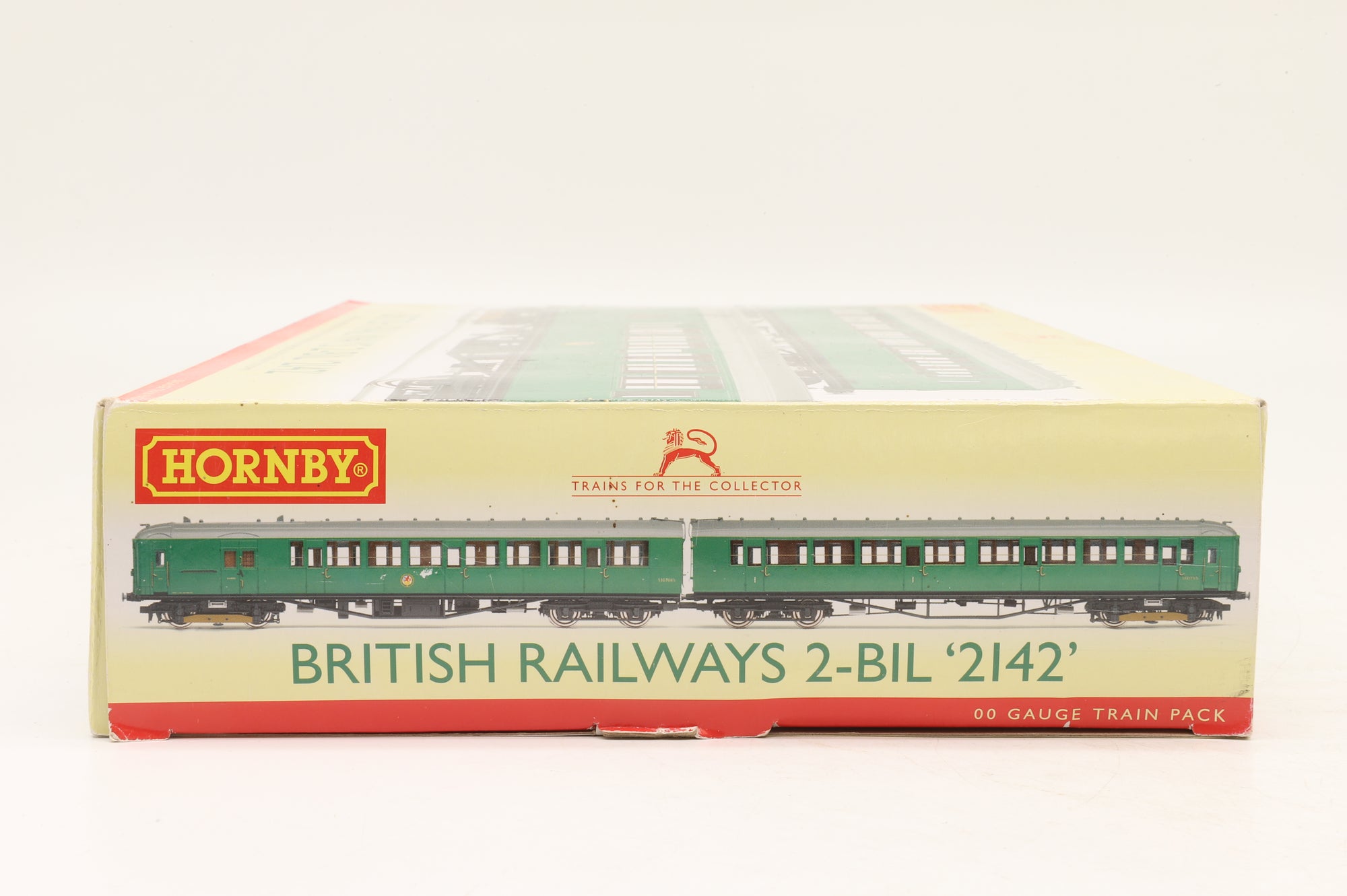 Hornby OO R3162A 2-BIL EMU 2142 in BR Green