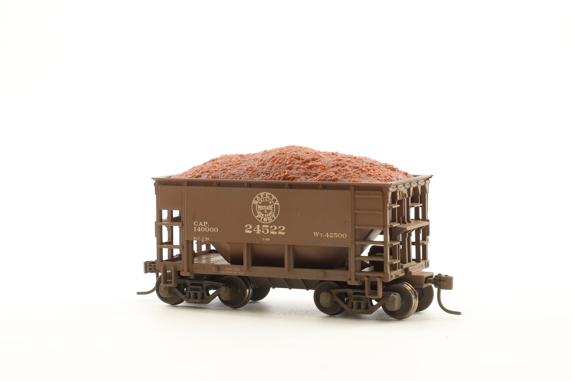 Athearn HO 87018 Duluth Missabe & Iron Range 24' Ore Car 6 Pack Weathered