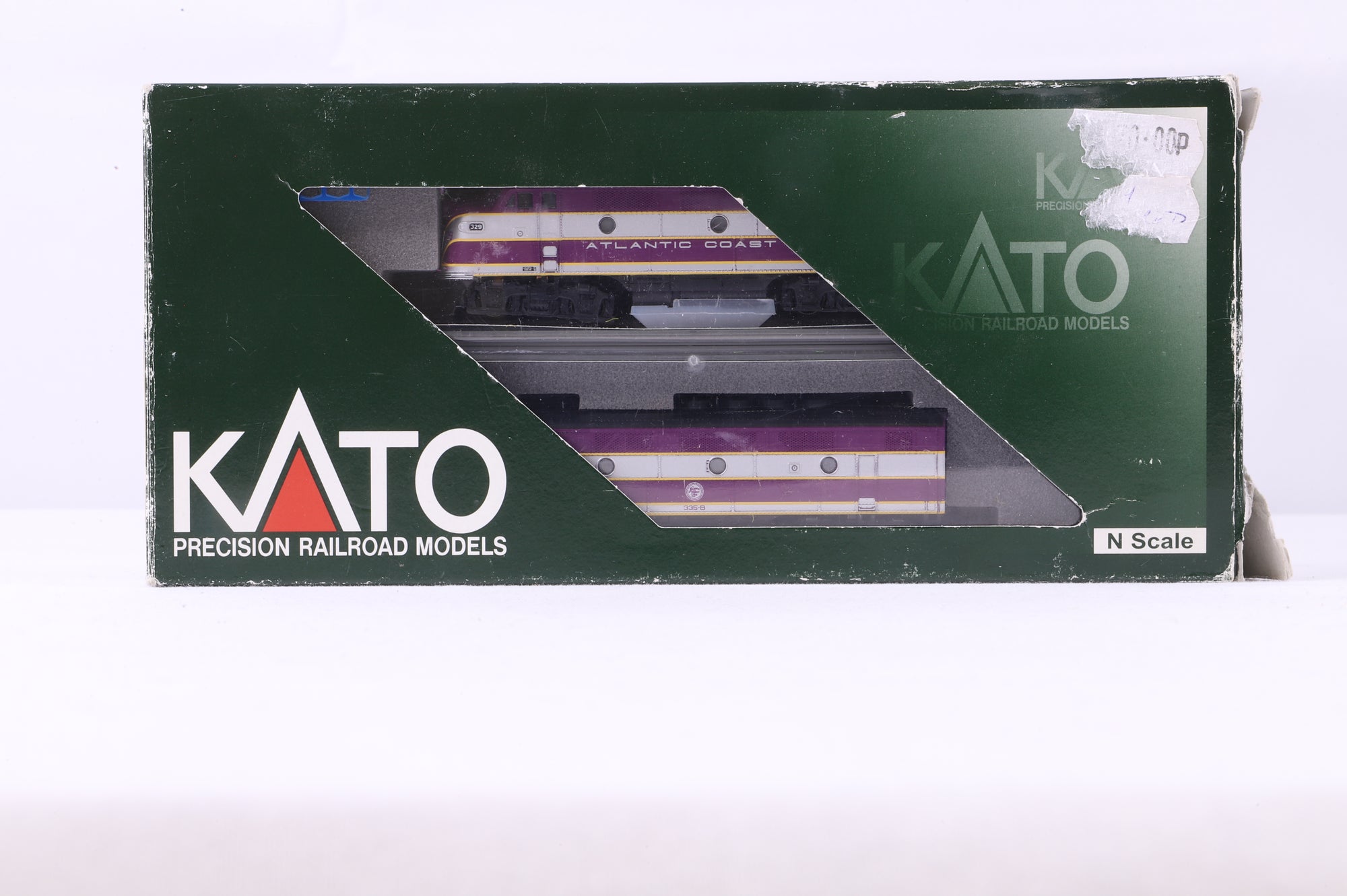 Kato N 106-0201 F2A & F2B Set Atlantic Coast Line '329'