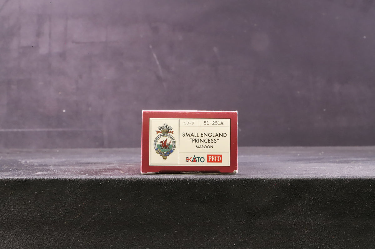 Kato/Peco OO9 51-251A Small England &#39;Princess&#39; Steam Locomotive